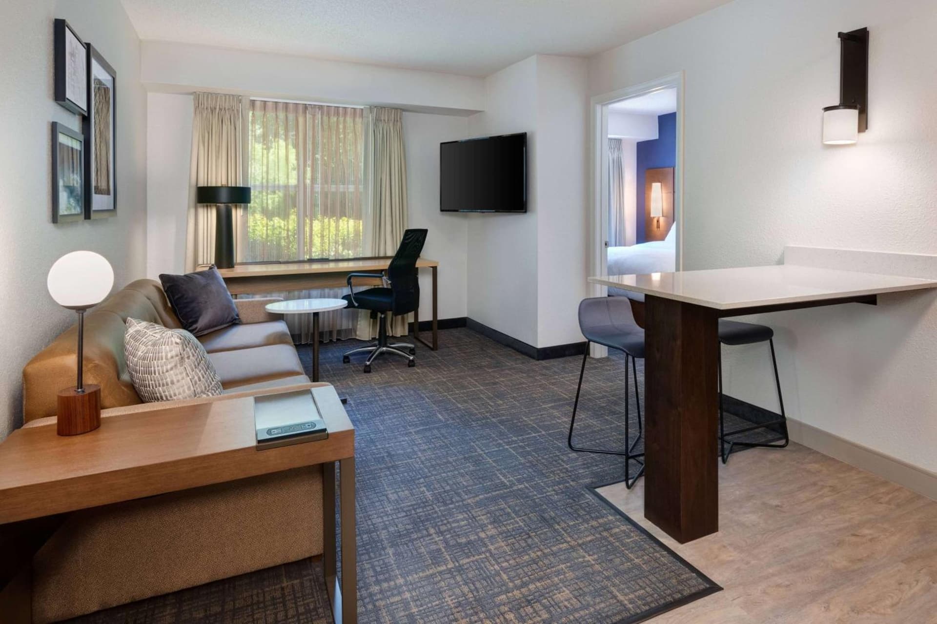 Sonesta ES Suites Atlanta Alpharetta North Point Mall gallery photo in Alpharetta, GA — image 28