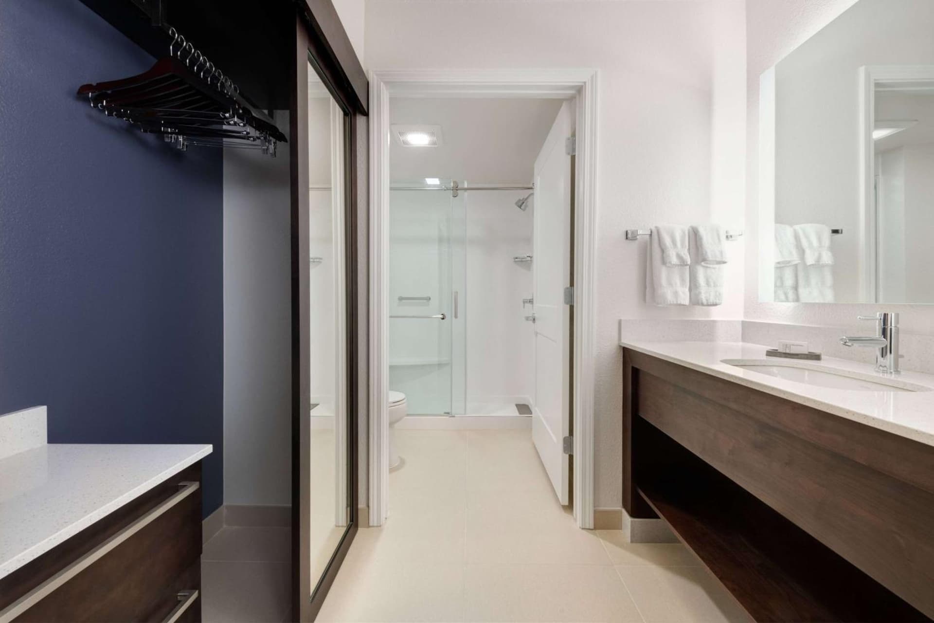Sonesta ES Suites Atlanta Alpharetta North Point Mall gallery photo in Alpharetta, GA — image 20