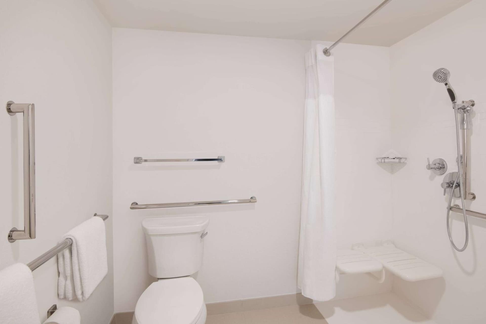Sonesta ES Suites Atlanta Alpharetta North Point Mall gallery photo in Alpharetta, GA — image 13