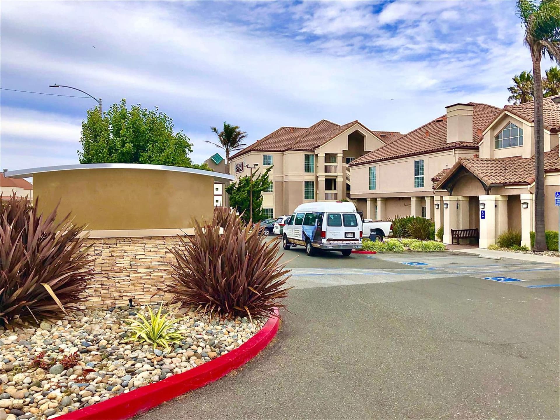 Sonesta ES Suites San Francisco Airport San Bruno — hotel in San Bruno, California