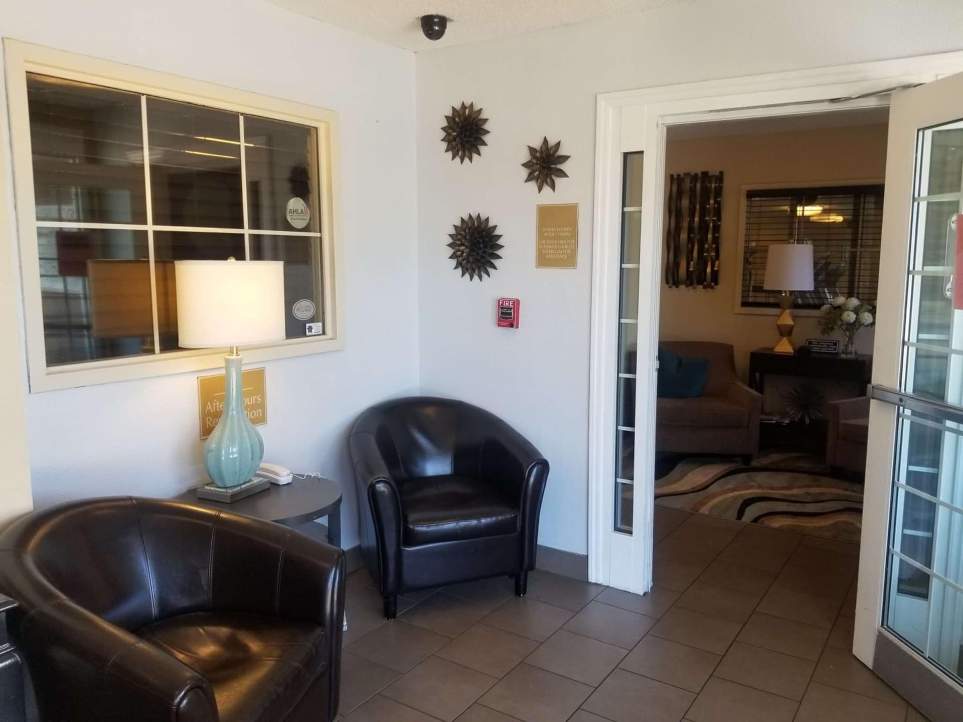 Sonesta Simply Suites Dallas Galleria gallery photo in Dallas, TX — image 26