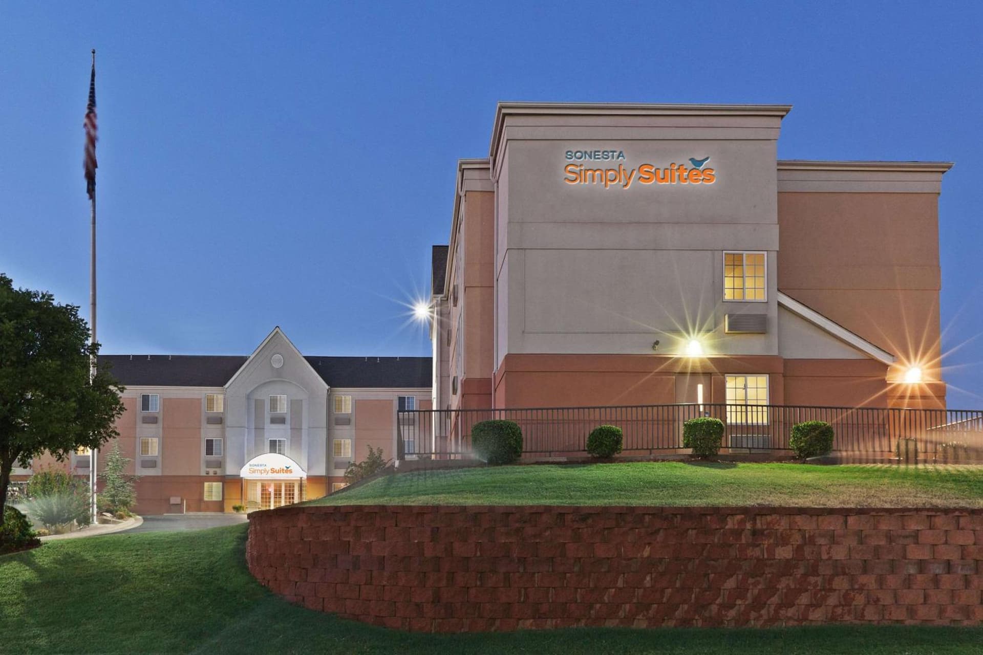 Sonesta Simply Suites Oklahoma City Airport featured exterior or lobby in Oklahoma City, OK — similar hotel