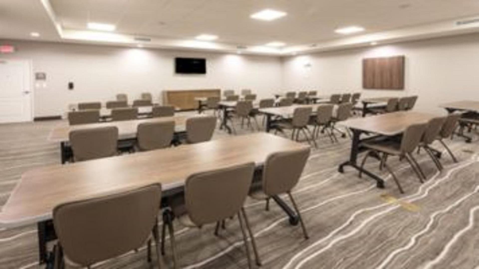 Staybridge Suites Dearborn by IHG gallery photo in Dearborn, MI — image 9