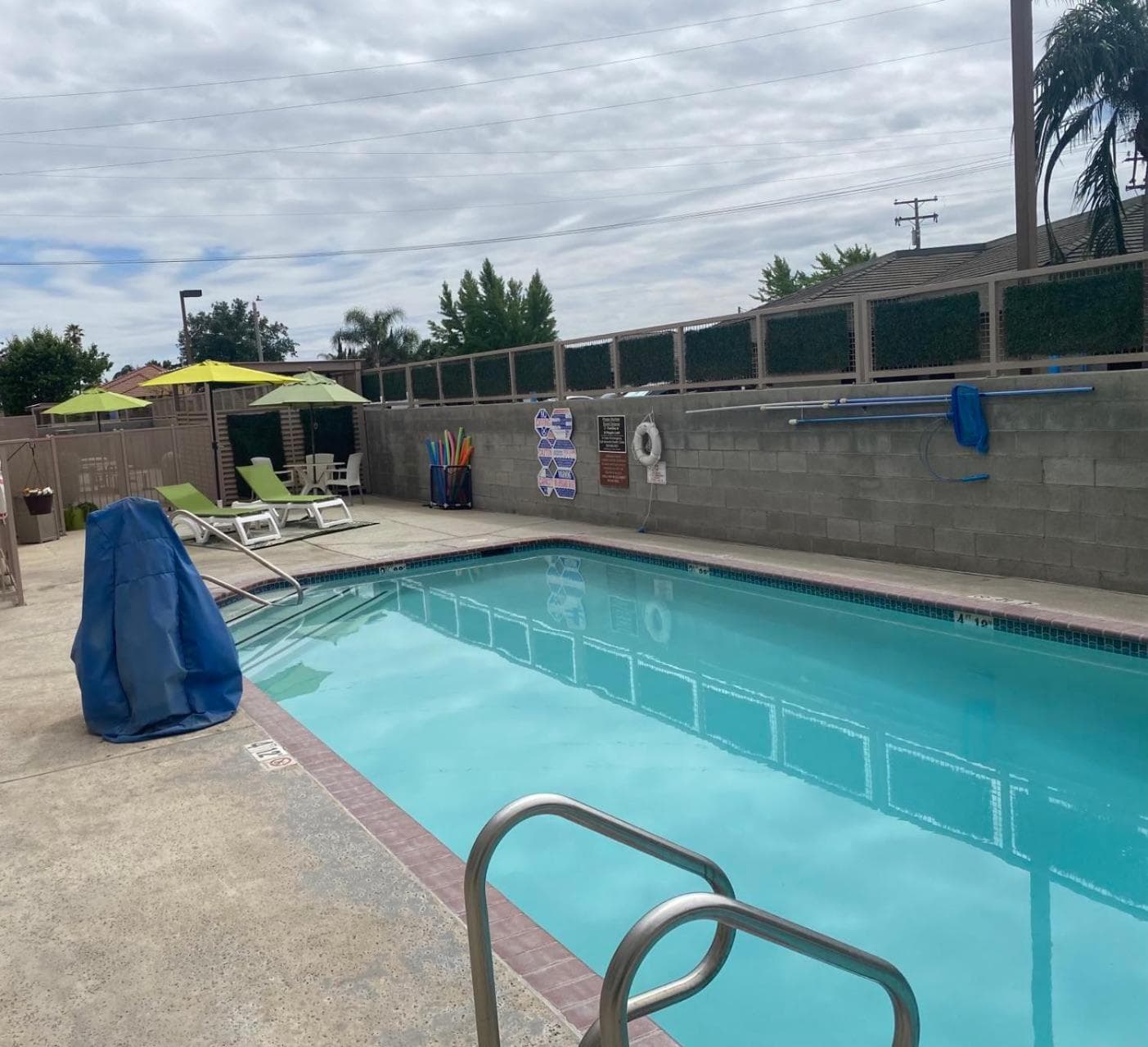 Comfort Suites Tulare Sequoia Gateway gallery photo in Tulare, CA — image 7