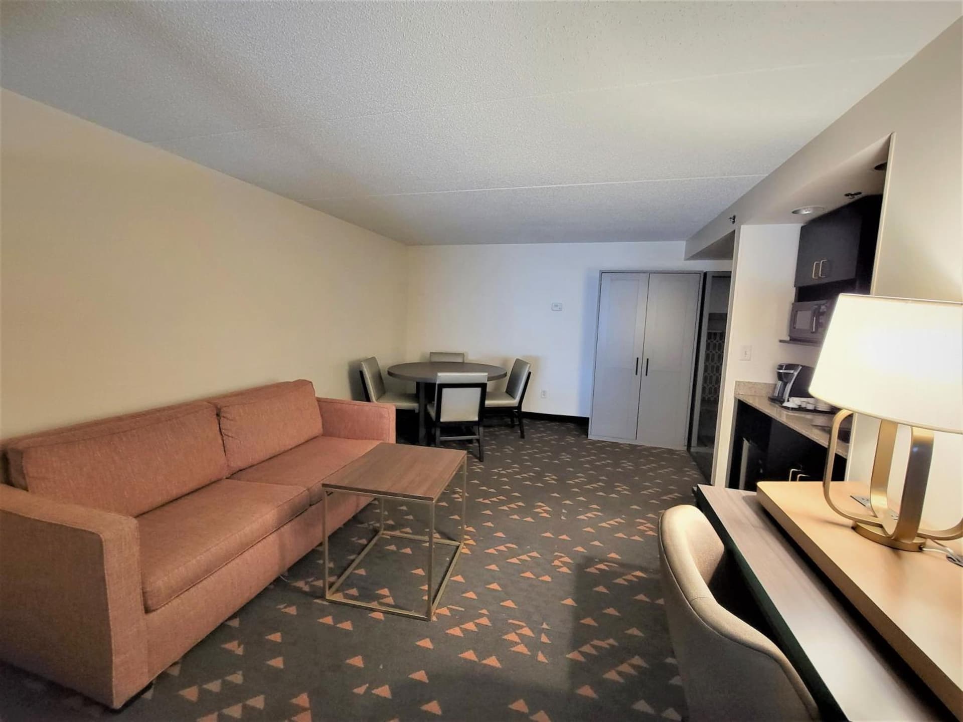 Holiday Inn Hotel & Suites Ann Arbor University of Michigan Area by IHG gallery photo in Ann Arbor, MI — image 40
