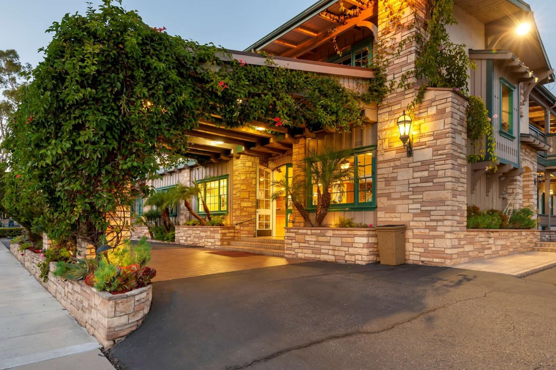 Best Western Plus Santa Barbara gallery photo in Santa Barbara, CA — image 48