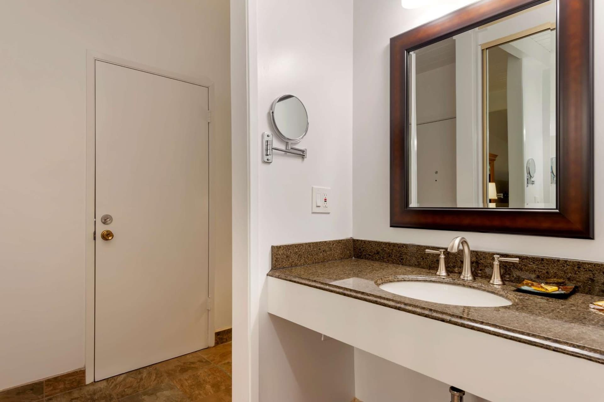 Best Western Plus Santa Barbara gallery photo in Santa Barbara, CA — image 58