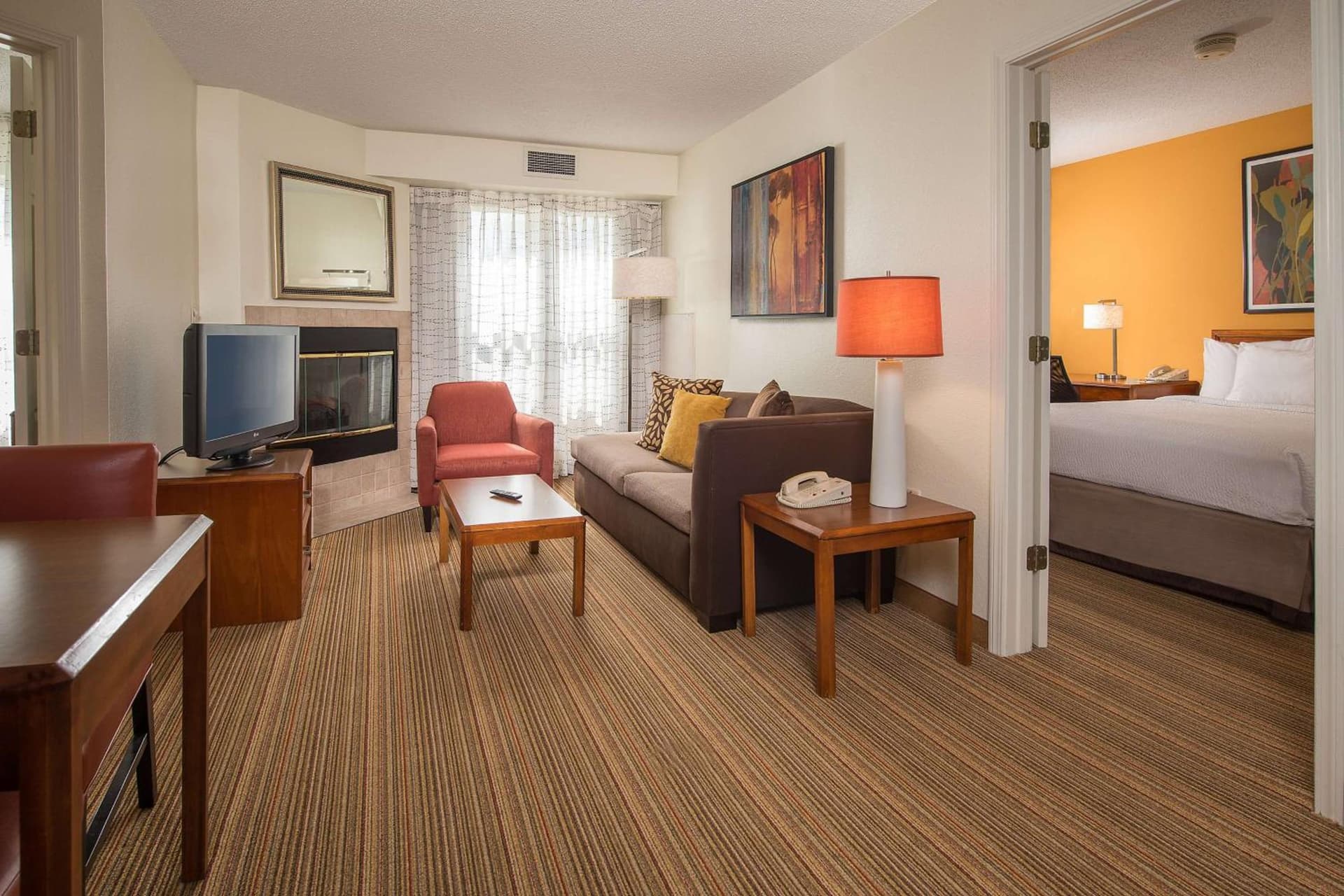 Sonesta ES Suites Charleston gallery photo in Charleston, WV — image 14