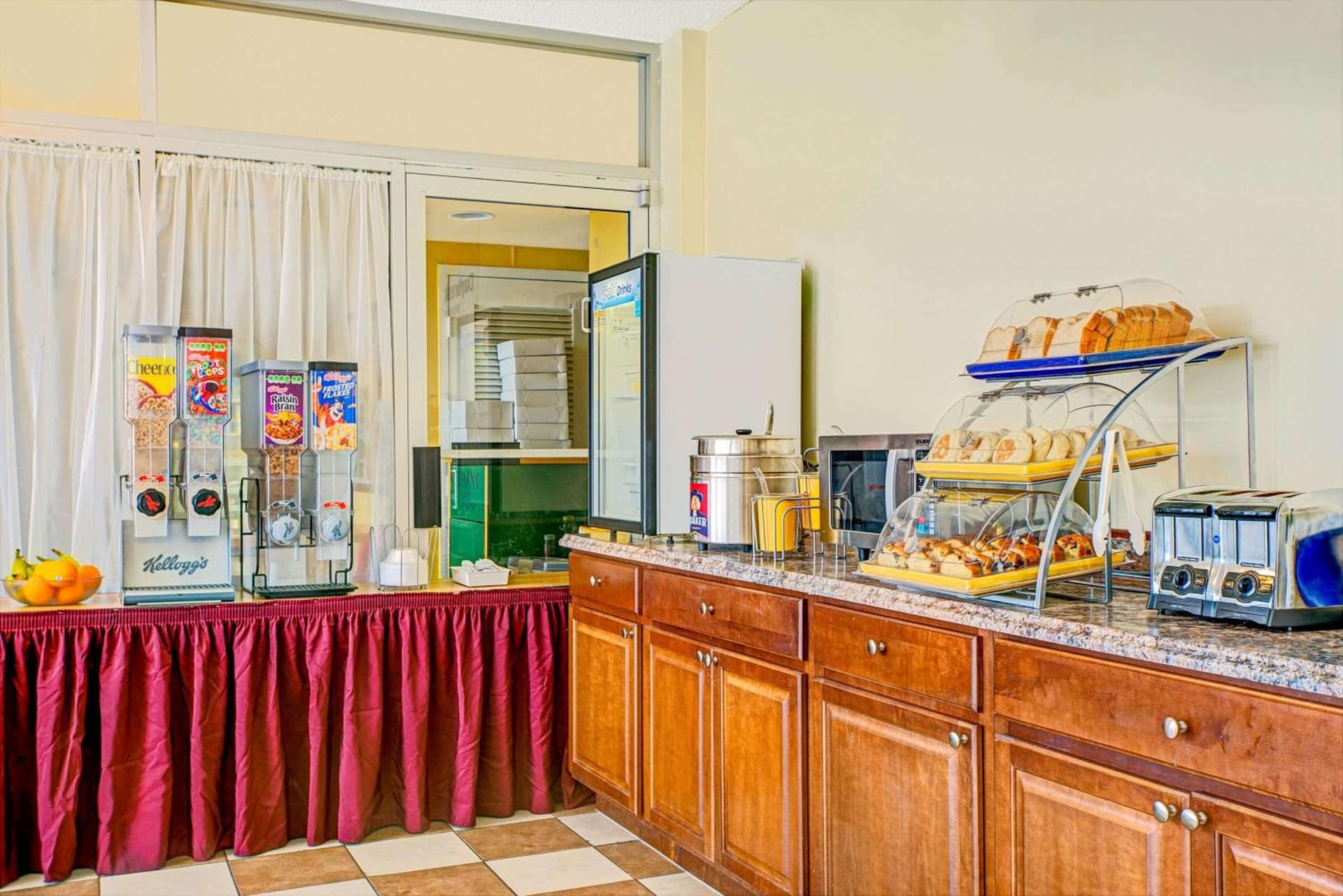 Days Inn by Wyndham Alexandria South gallery photo in Alexandria, VA — image 11