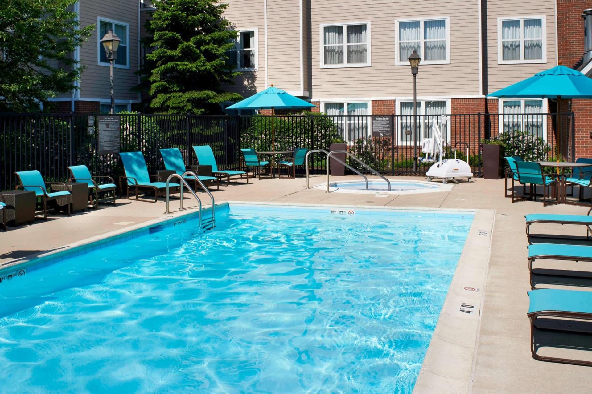 Sonesta ES Suites Chicago Waukegan Gurnee property views in Waukegan, IL — gallery photo 3
