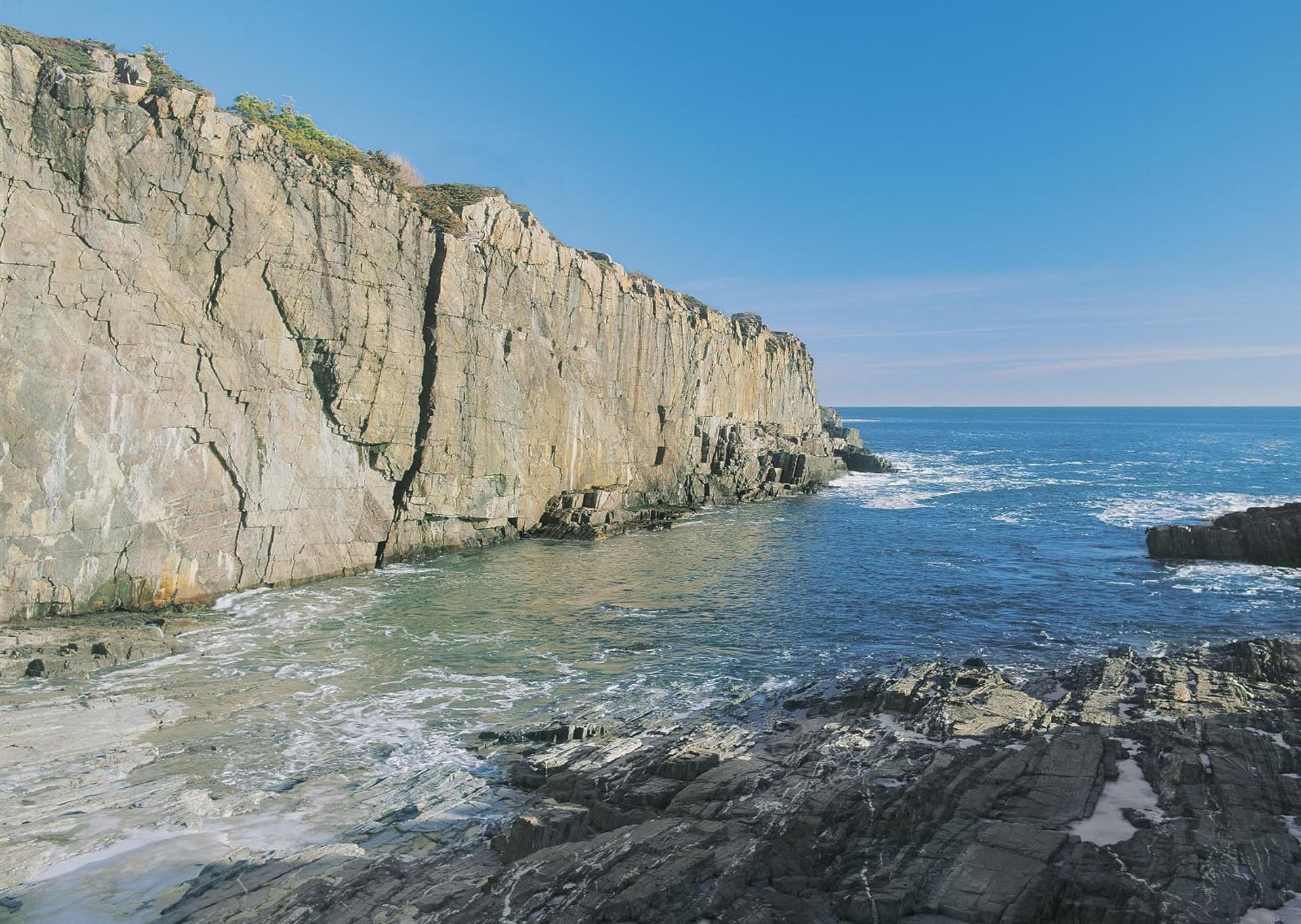 Cliff House Maine gallery photo in Cape Neddick, ME — image 5