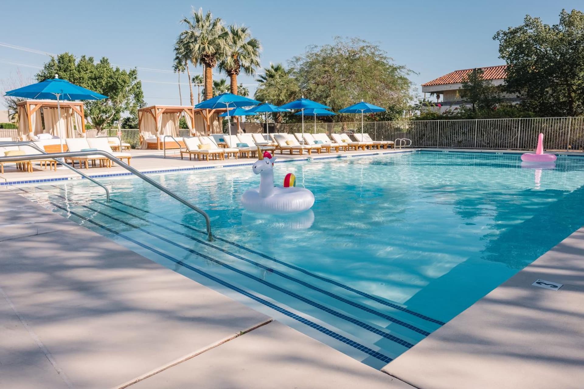 L3 Oasis Hotel property views in Palm Springs, CA — gallery photo 3