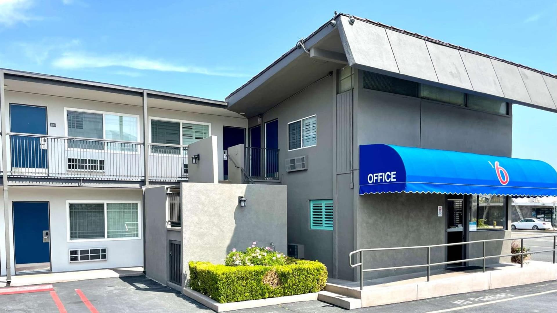 Motel 6 Pico Rivera - Los Angeles, CA featured exterior or lobby in Pico Rivera, CA — similar hotel