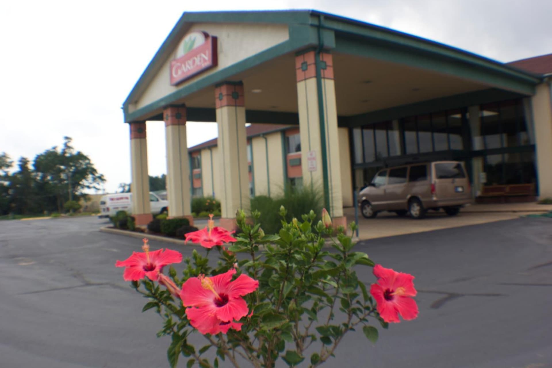 The Garden Inn property views in Elkhart, IN — gallery photo 3