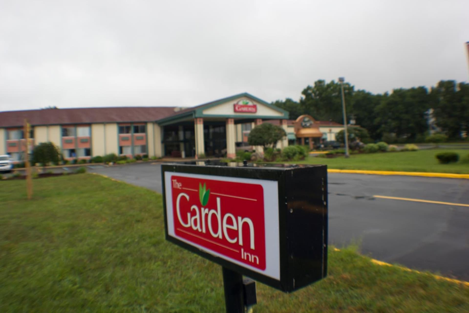 The Garden Inn gallery photo in Elkhart, IN — image 39