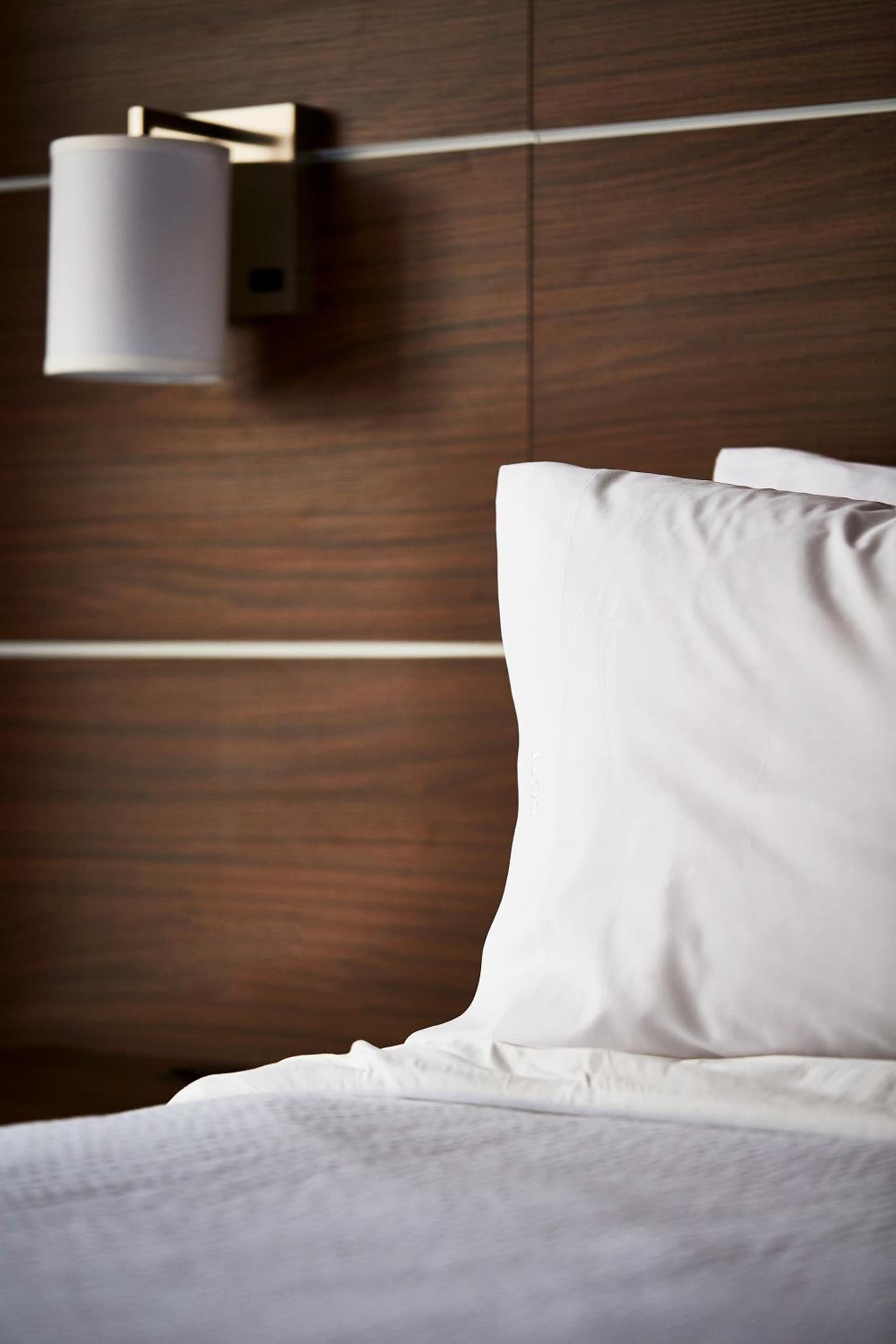 Holiday Inn Express - NYC Brooklyn - Sunset Park by IHG interior in Brooklyn, NY — gallery photo 2