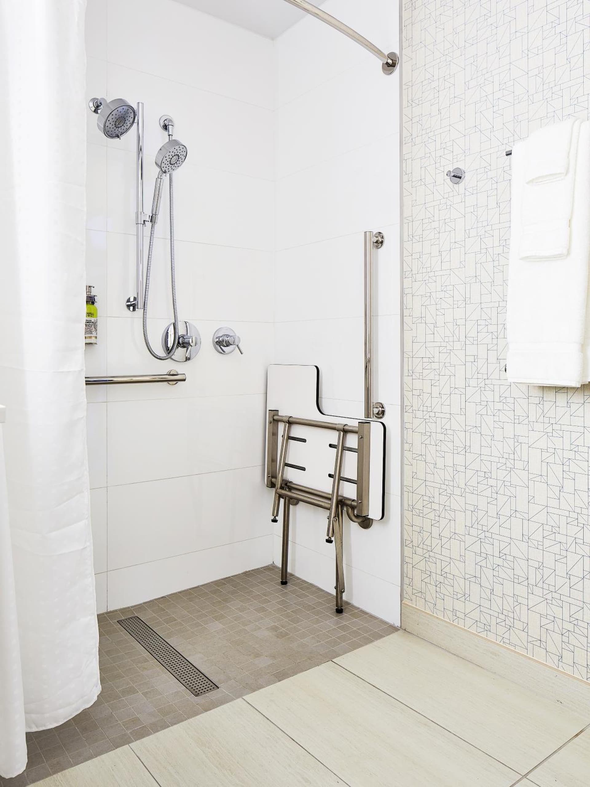 Holiday Inn Express - NYC Brooklyn - Sunset Park by IHG gallery photo in Brooklyn, NY — image 6