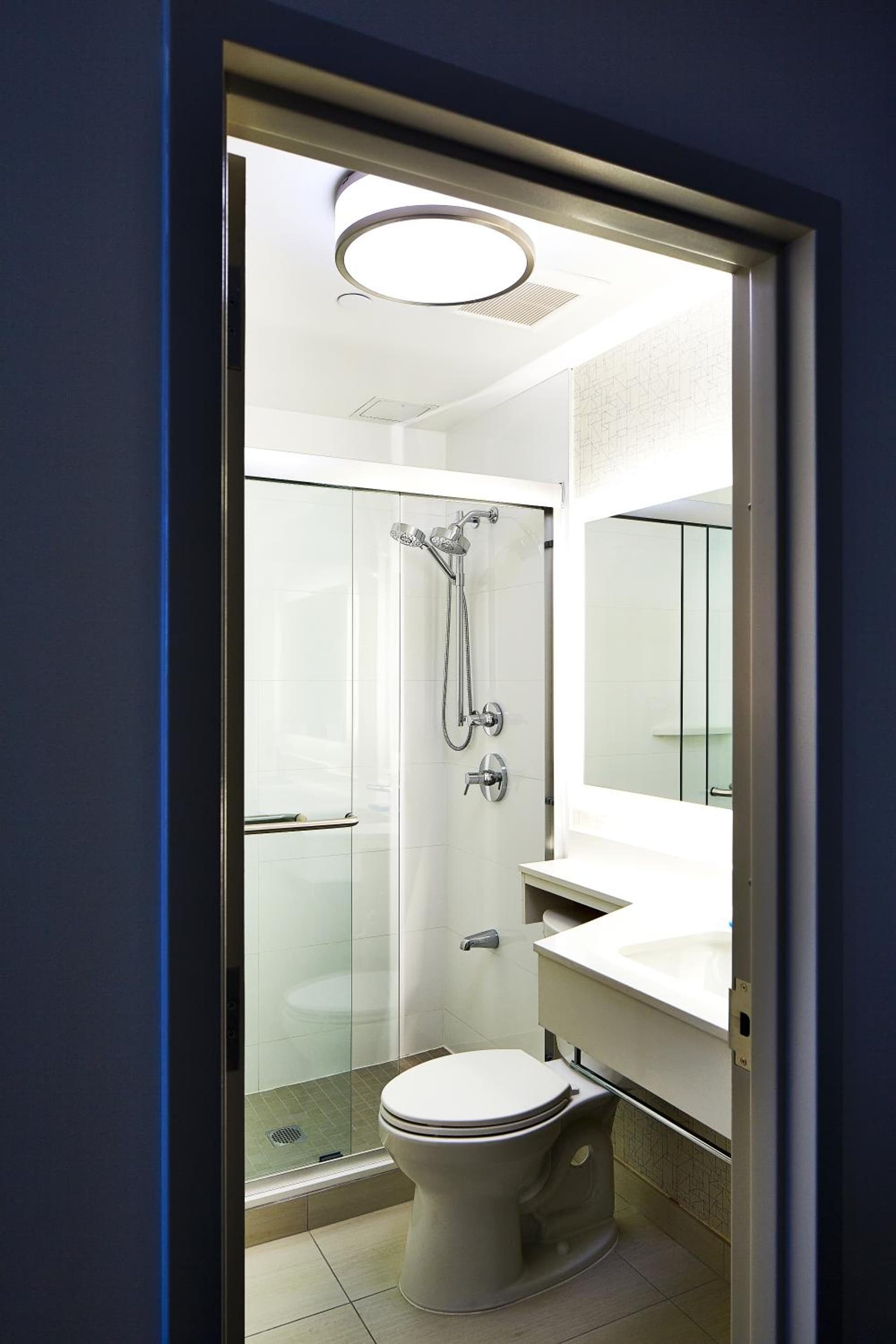 Holiday Inn Express - NYC Brooklyn - Sunset Park by IHG gallery photo in Brooklyn, NY — image 5