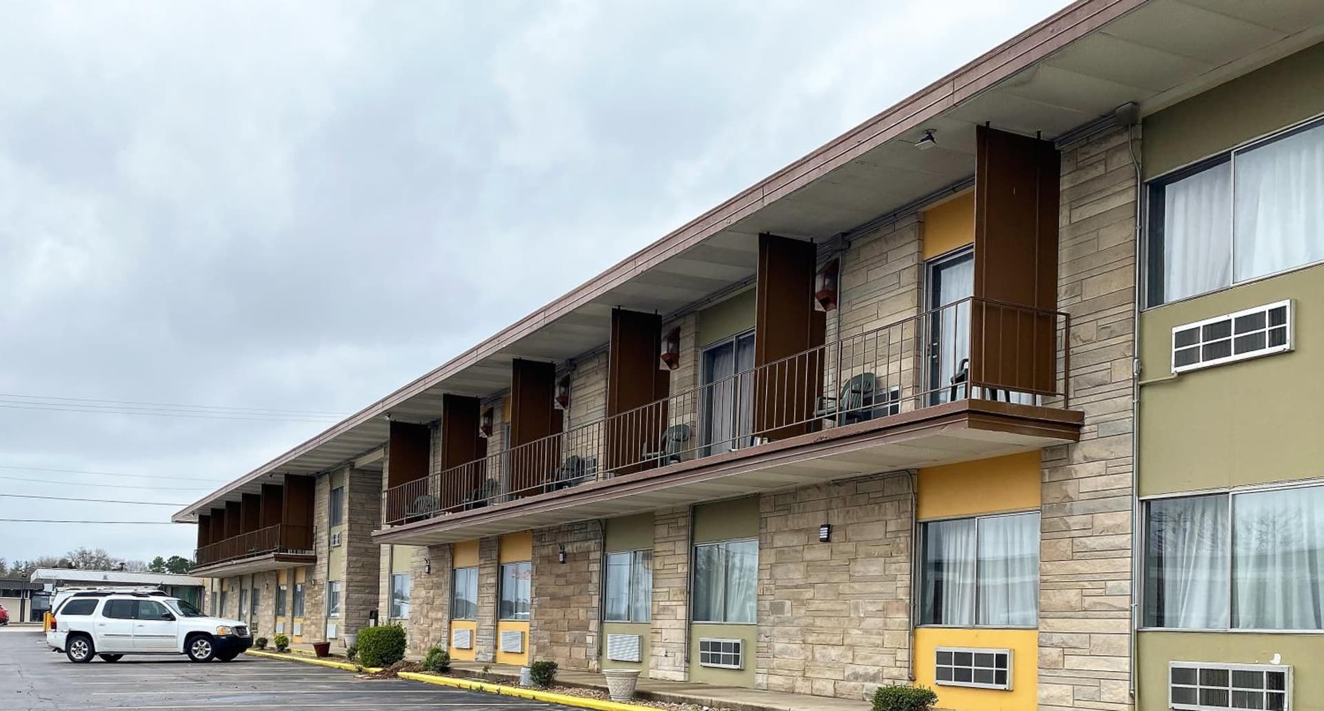 Travelodge by Wyndham Bloomington gallery photo in Bloomington, IN — image 4