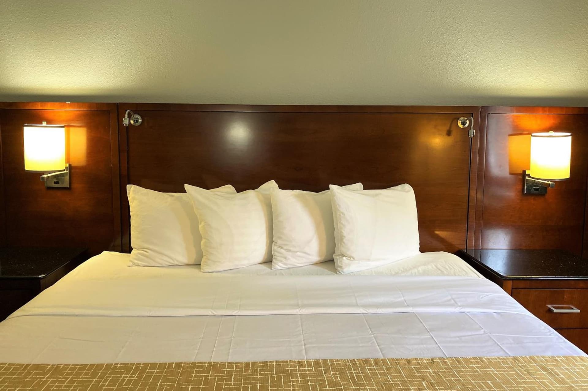 Travelodge by Wyndham Bloomington gallery photo in Bloomington, IN — image 14