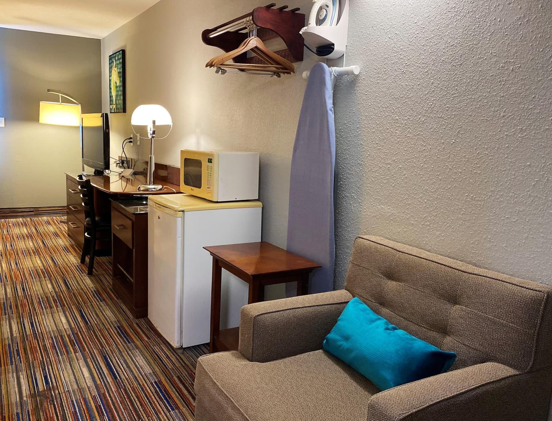 Travelodge by Wyndham Bloomington gallery photo in Bloomington, IN — image 42