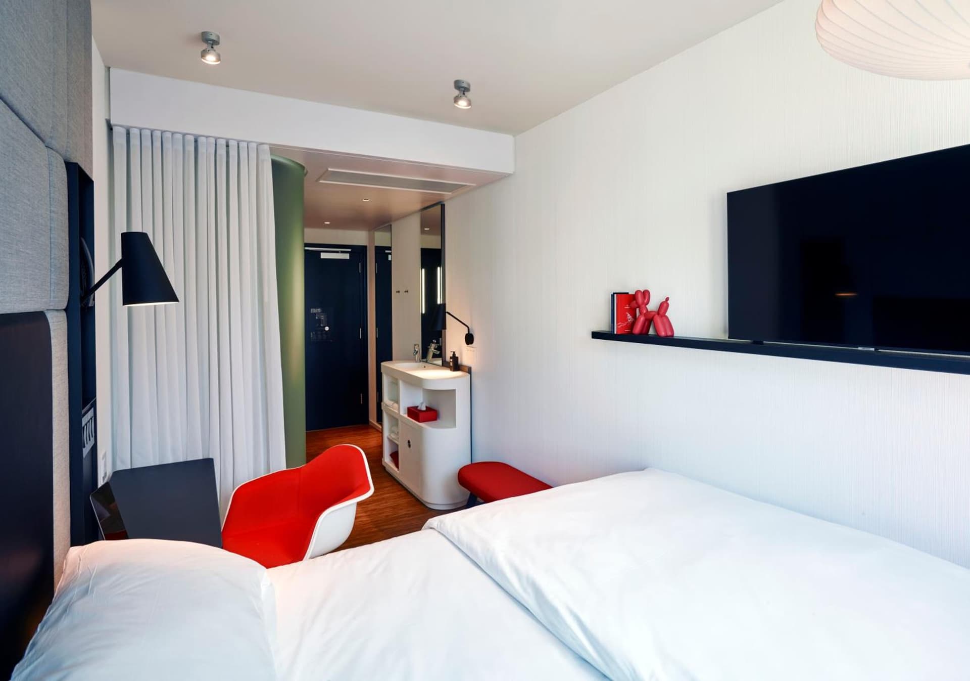 citizenM Los Angeles Downtown gallery photo in Los Angeles, CA — image 14