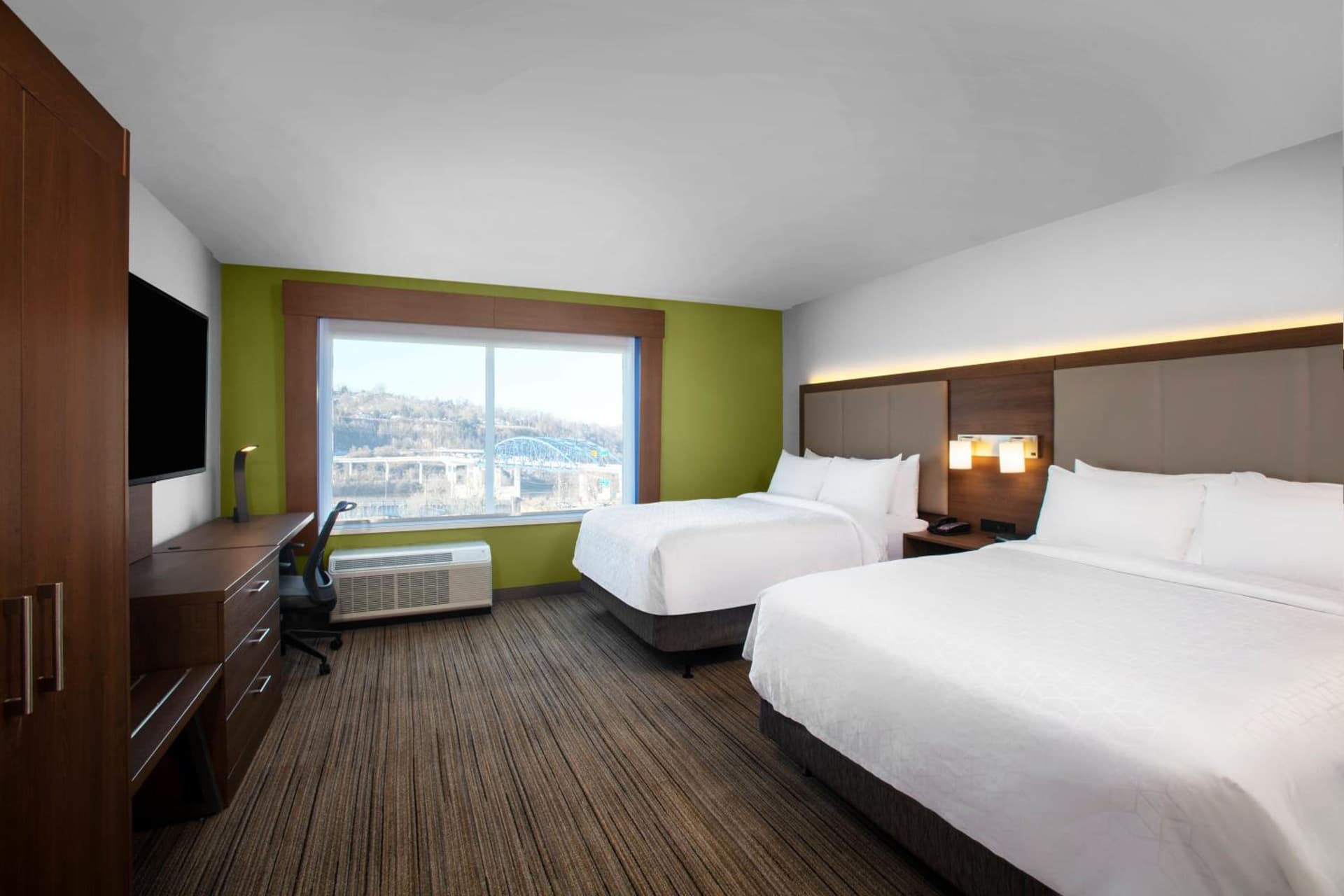 Holiday Inn Express Charleston-Civic Center by IHG interior in Charleston, WV — gallery photo 2