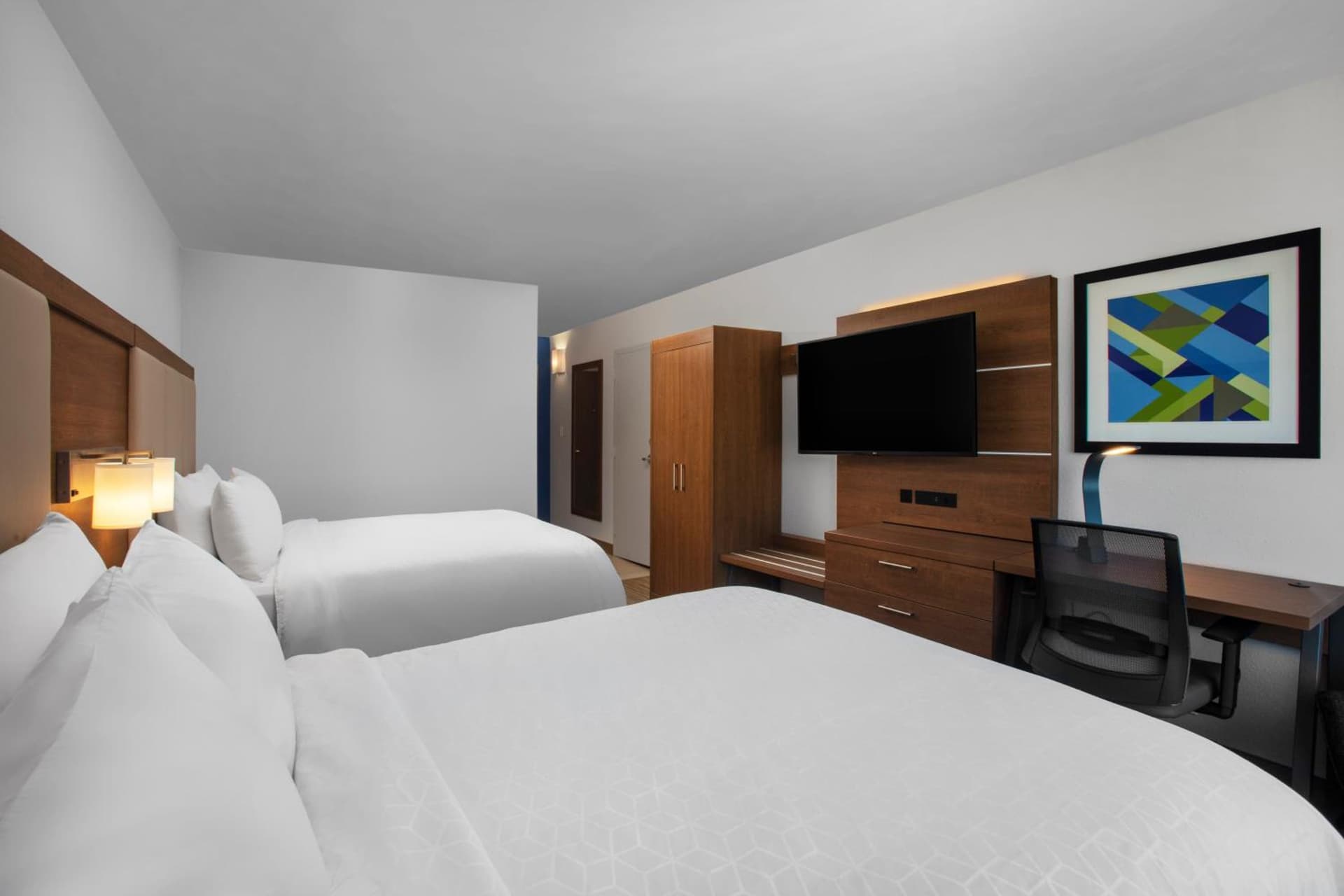 Holiday Inn Express Charleston-Civic Center by IHG gallery photo in Charleston, WV — image 19