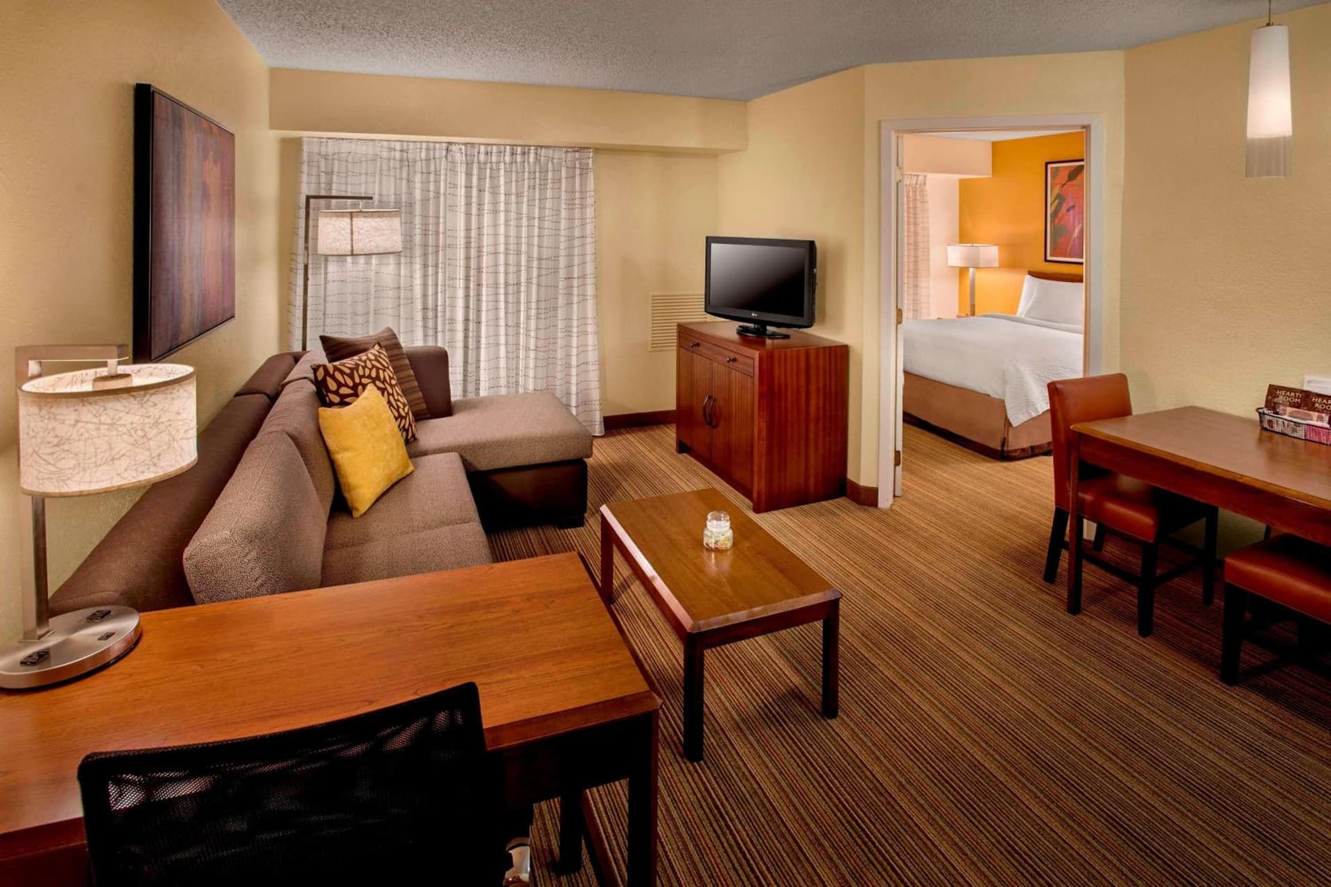 Sonesta ES Suites Allentown Bethlehem Airport interior in Allentown, PA — gallery photo 2