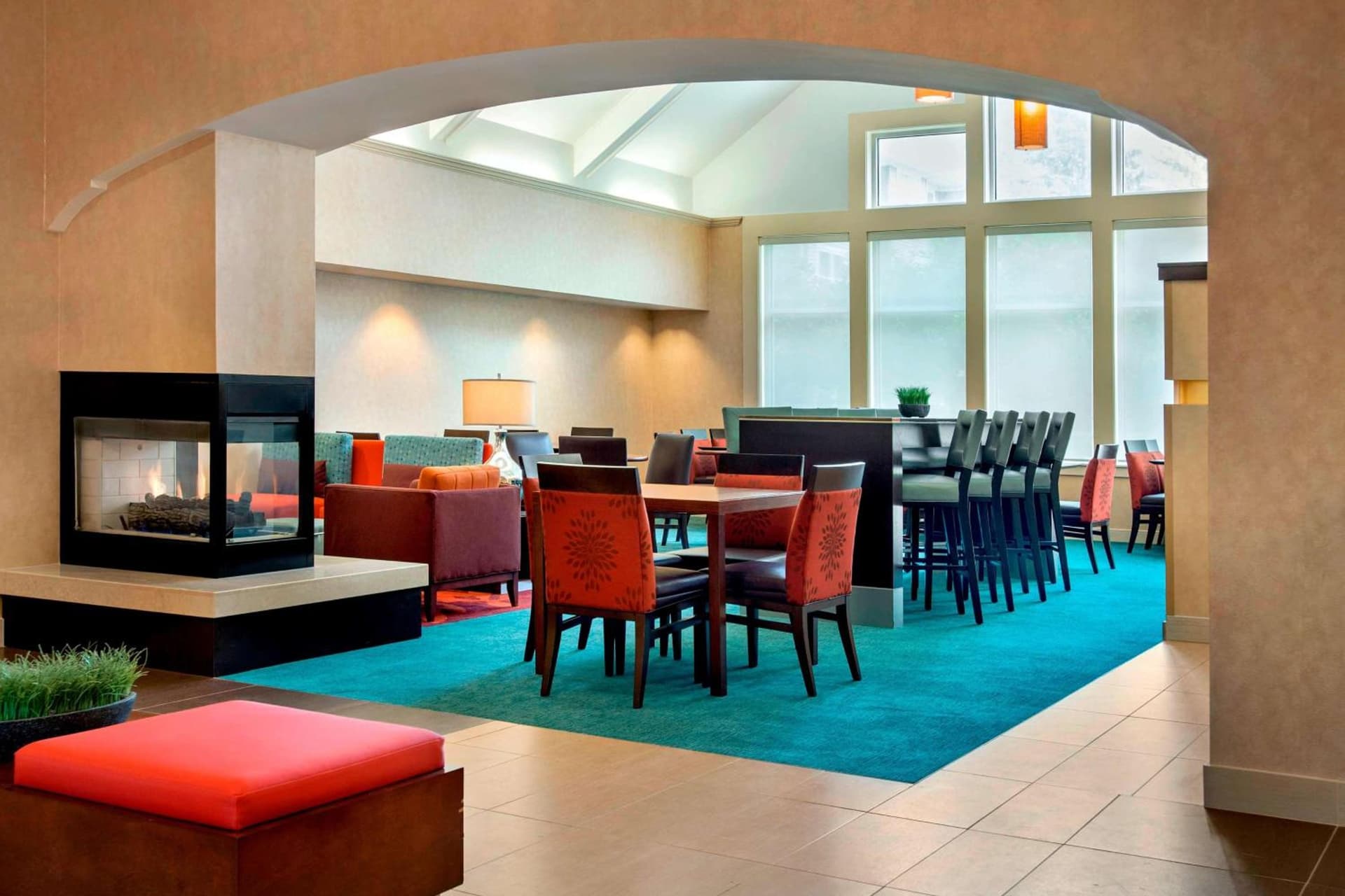 Sonesta ES Suites Allentown Bethlehem Airport gallery photo in Allentown, PA — image 17