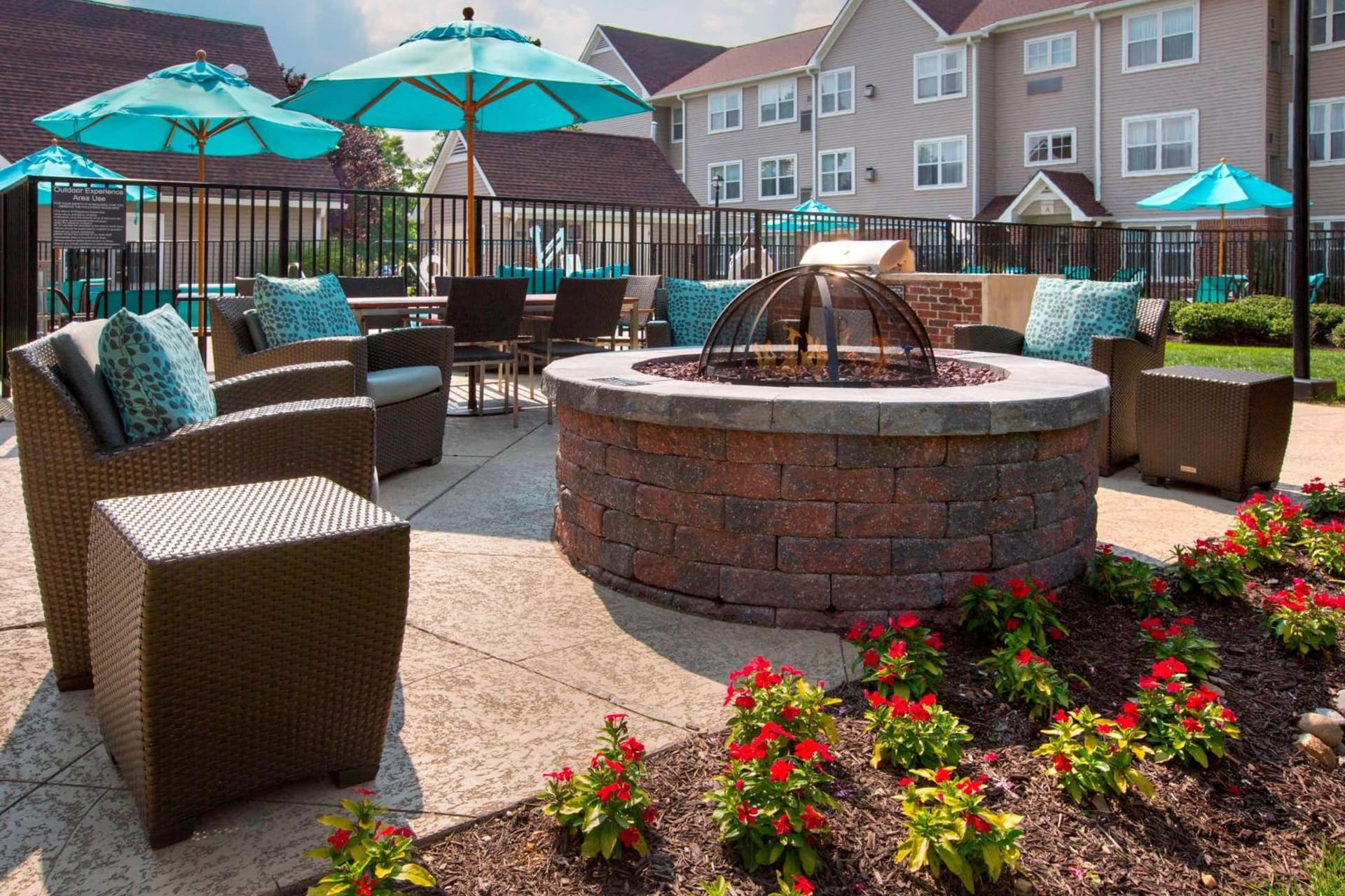 Sonesta ES Suites Allentown Bethlehem Airport gallery photo in Allentown, PA — image 7