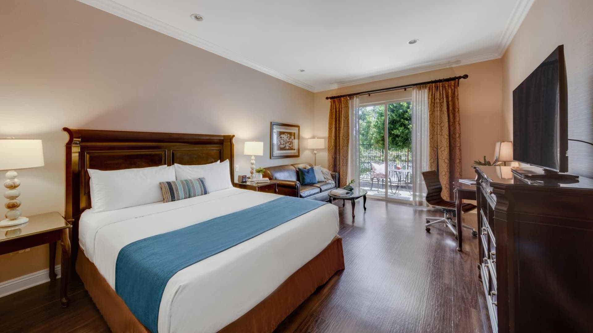 Ayres Hotel & Spa Moreno Valley/Riverside gallery photo in Moreno Valley, CA — image 21