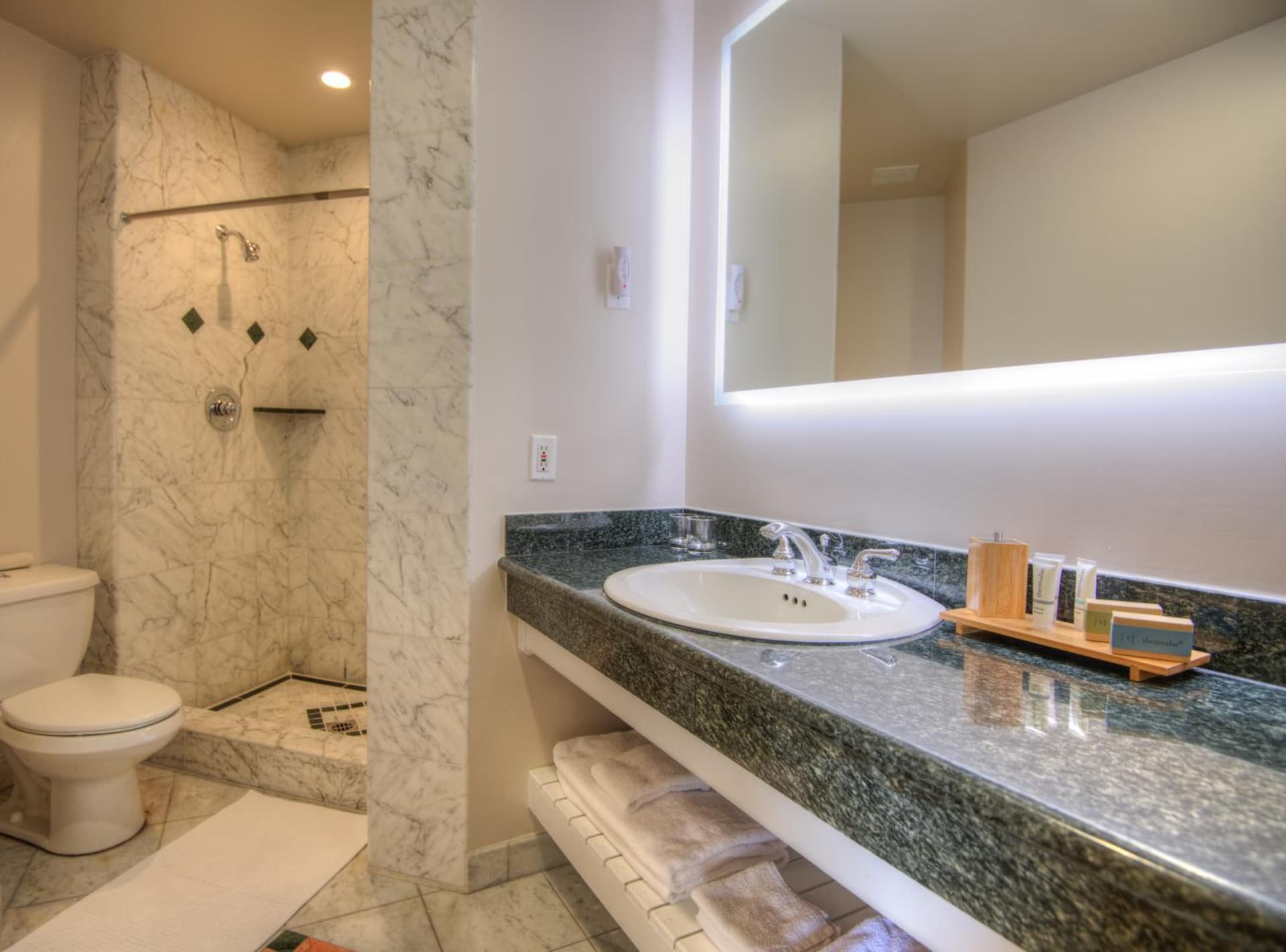 SeaVenture Beach Hotel gallery photo in Pismo Beach, CA — image 7