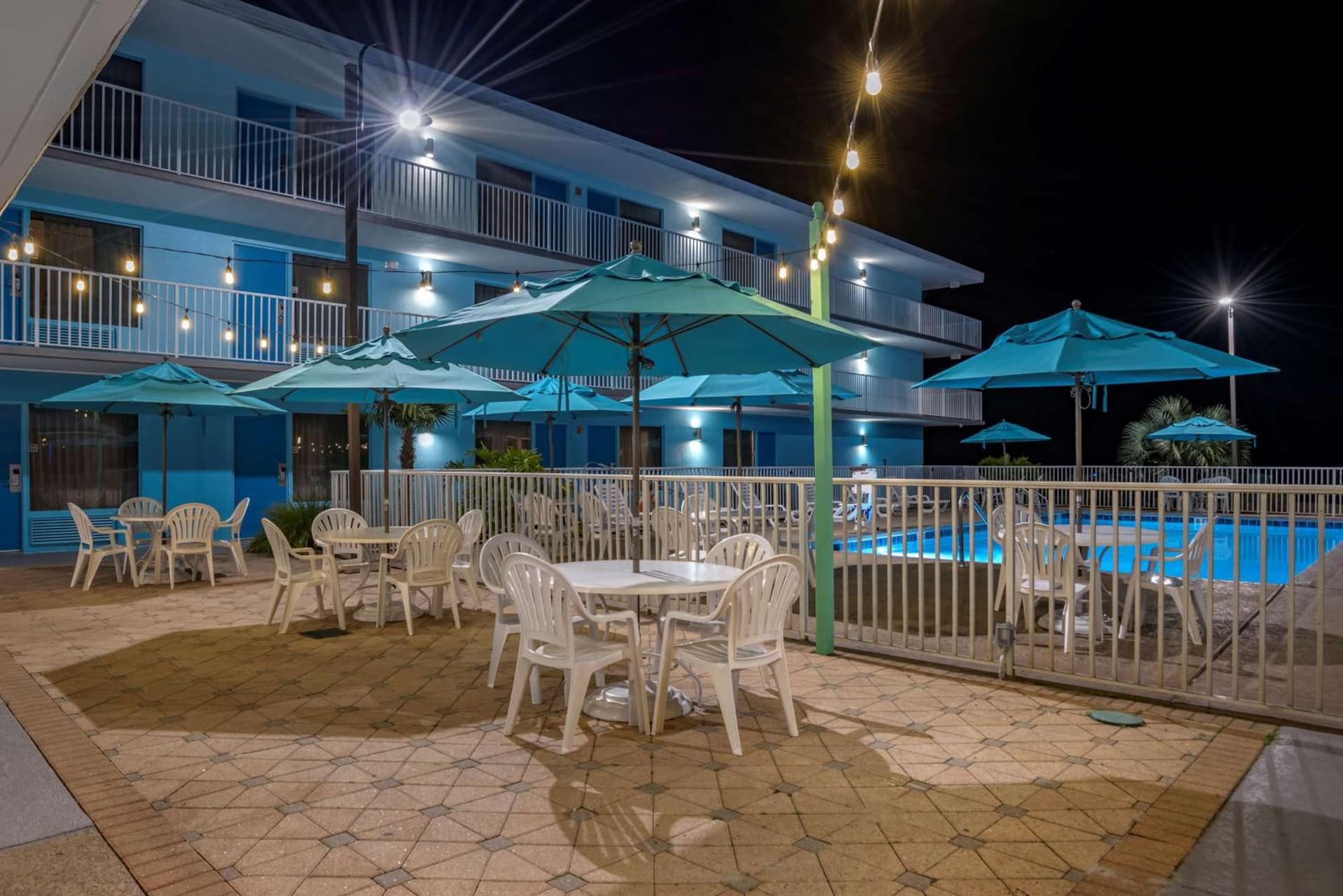 Best Western Navarre Waterfront property views in Navarre, FL — gallery photo 3