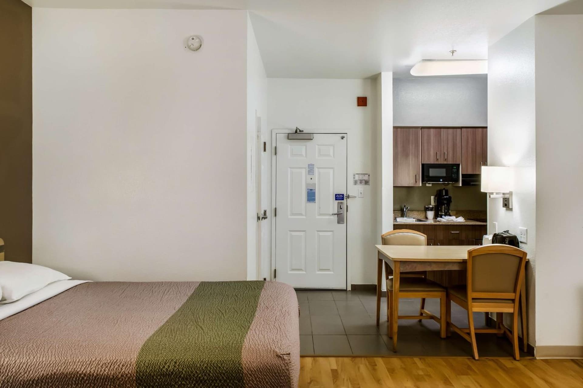 Motel 6 Fishers, In - Indianapolis gallery photo in Fishers, IN — image 40