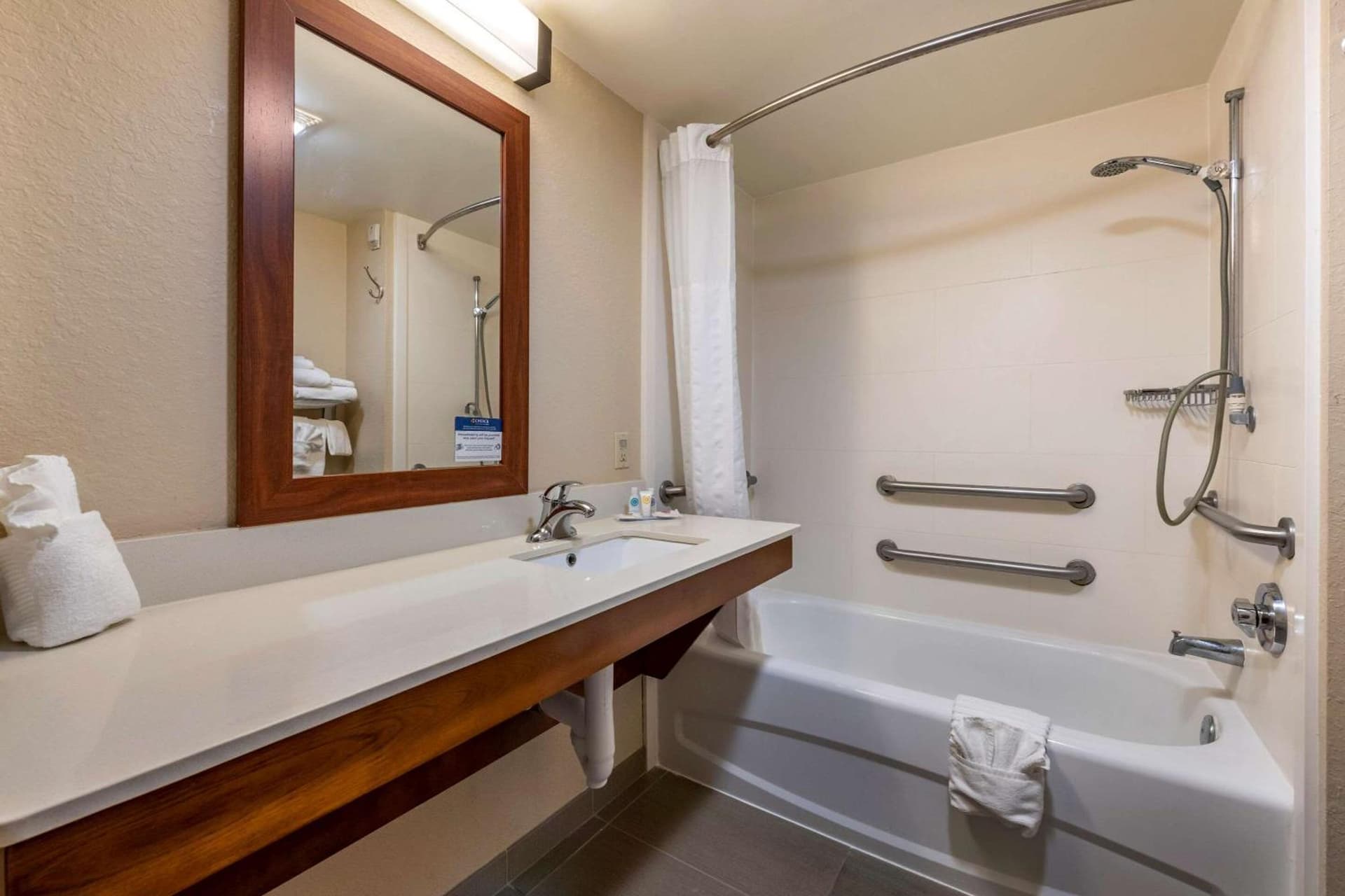 Comfort Inn & Suites Orlando North gallery photo in Sanford, FL — image 14
