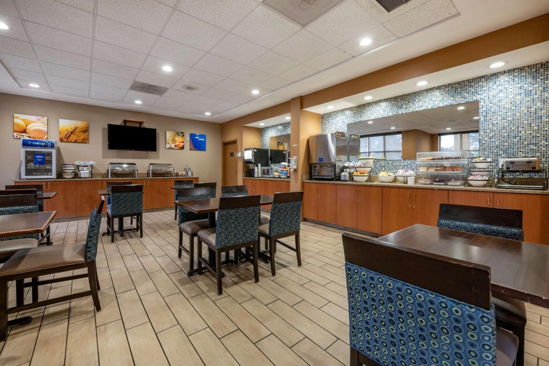 Comfort Inn & Suites Orlando North gallery photo in Sanford, FL — image 44