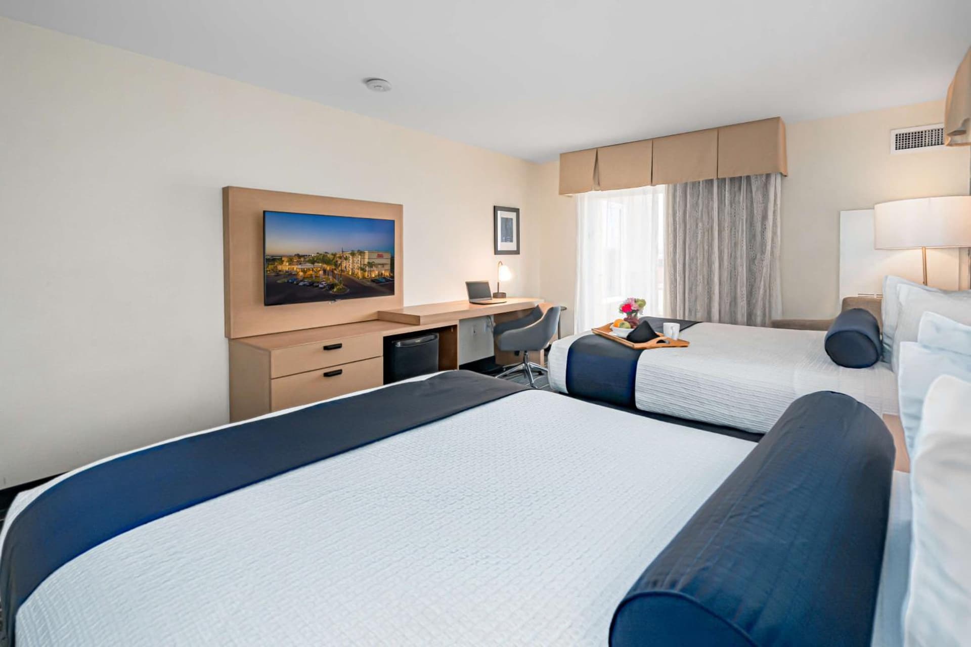 Best Western Plus Marina Gateway Hotel gallery photo in National City, CA — image 31