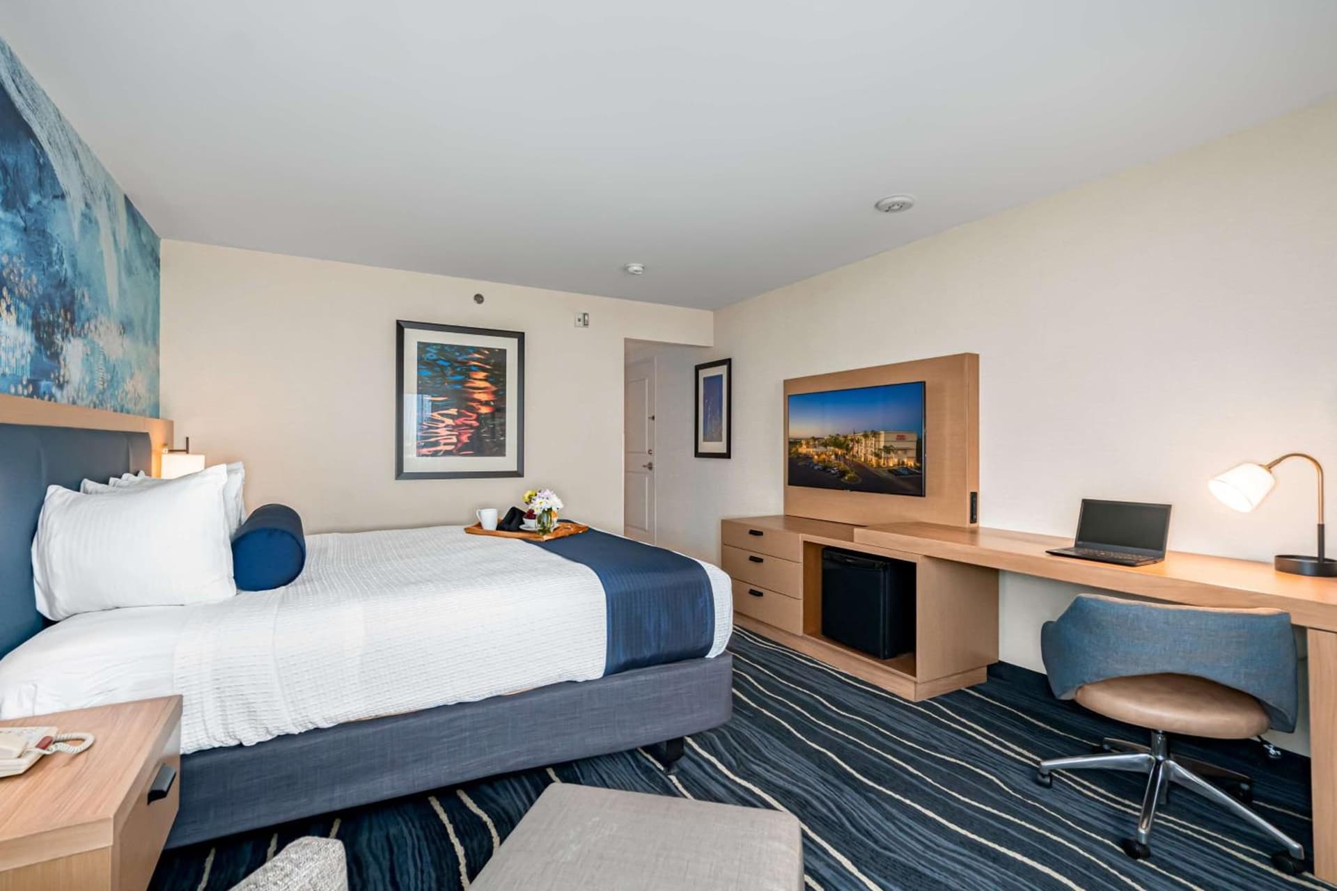 Best Western Plus Marina Gateway Hotel gallery photo in National City, CA — image 44