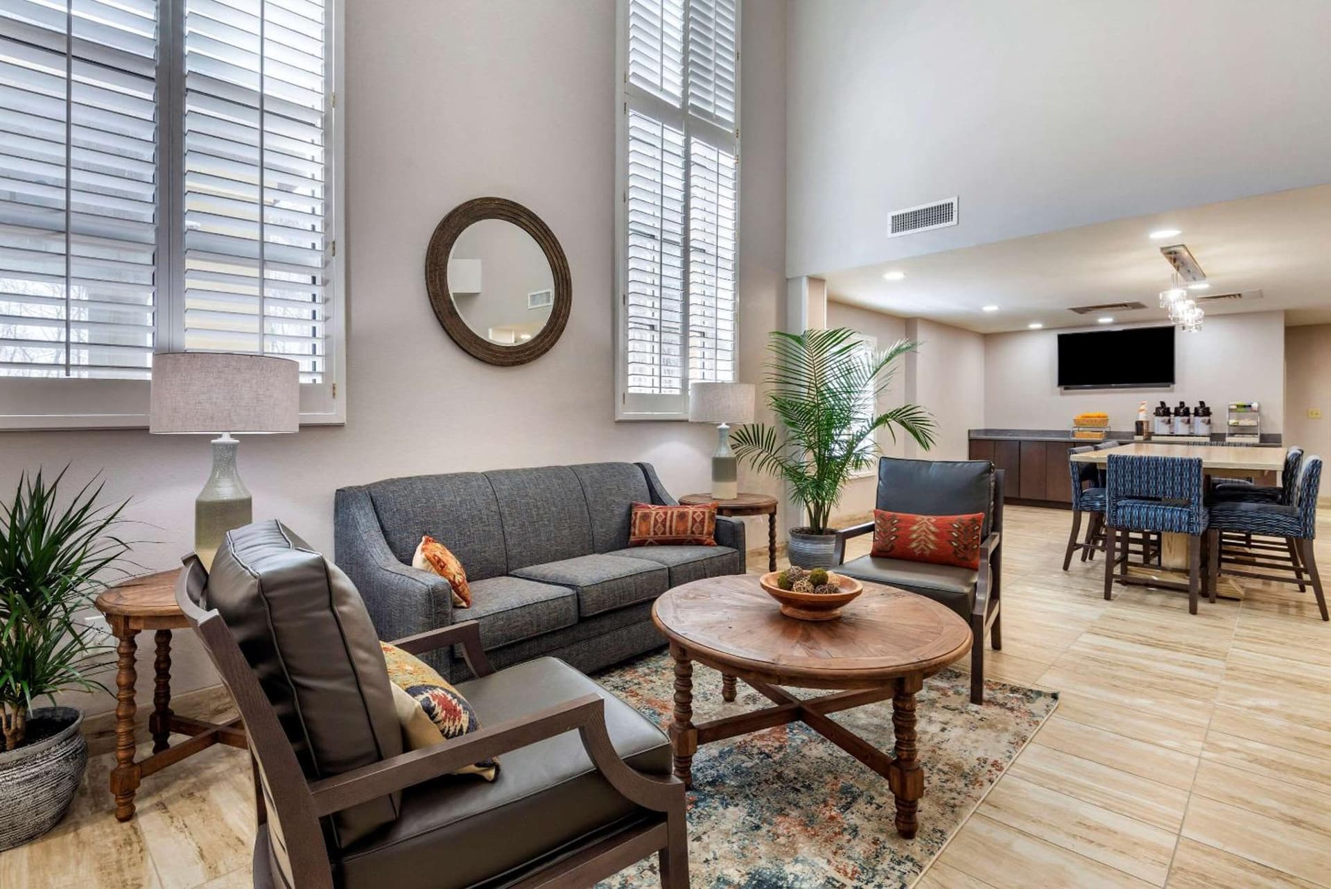 Comfort Suites near Birkdale Village- Huntersville property views in Huntersville, NC — gallery photo 3