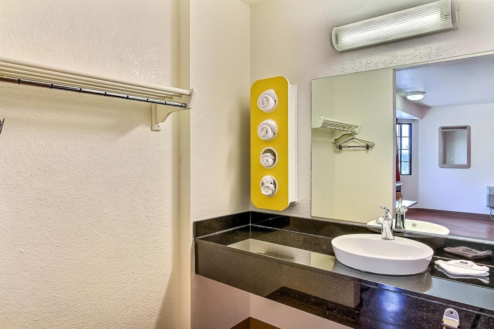Motel 6-Fremont, CA - North gallery photo in Fremont, CA — image 41
