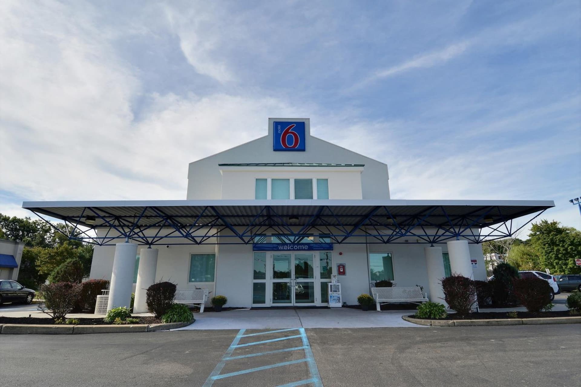 Motel 6-Tewksbury, MA - Boston interior in Tewksbury — gallery photo 2