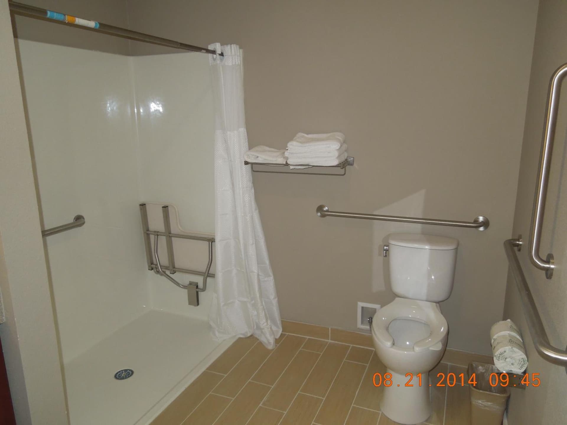 Super 8 by Wyndham Hershey Chocolate Avenue gallery photo in Hershey, PA — image 25