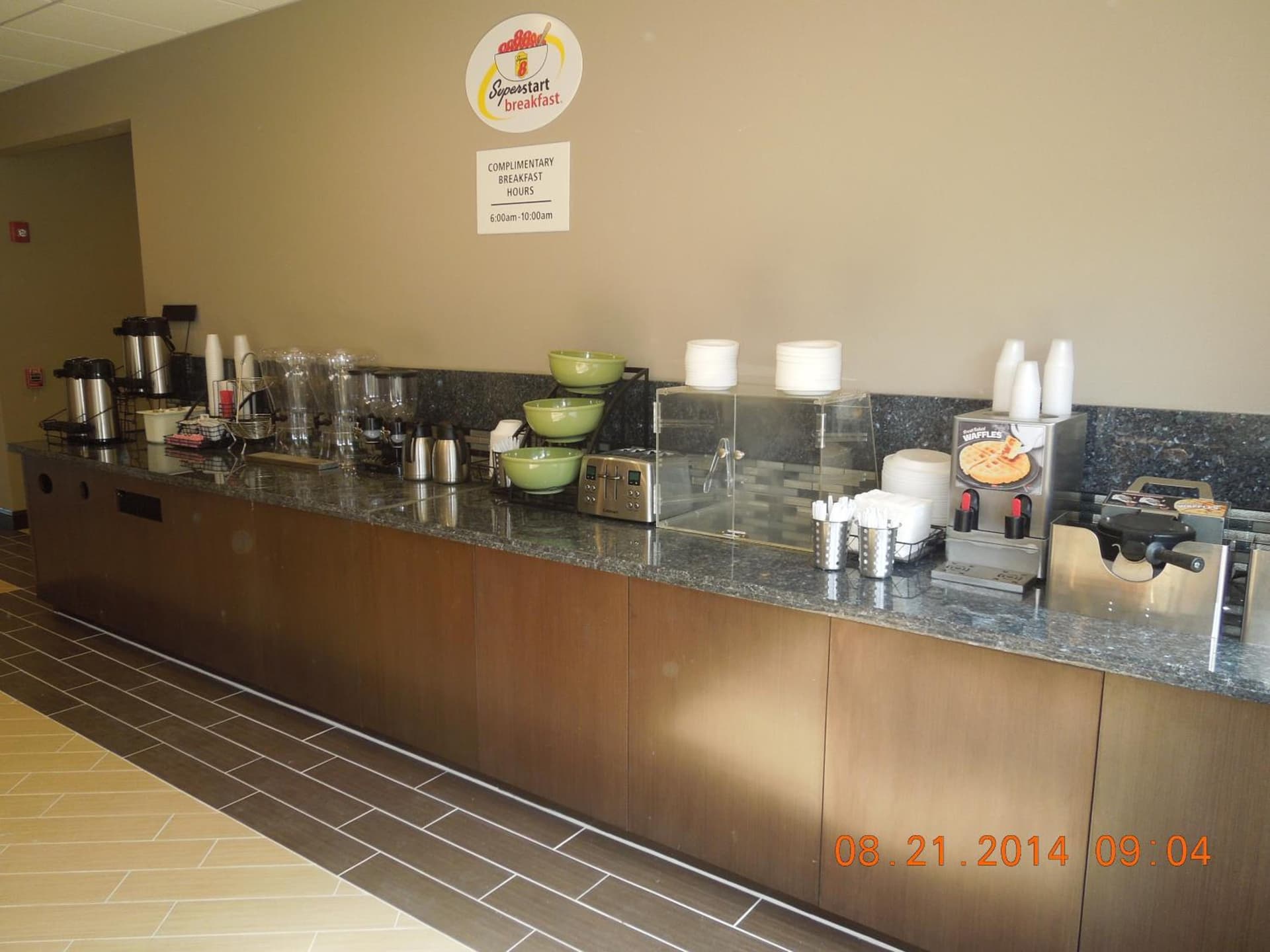 Super 8 by Wyndham Hershey Chocolate Avenue gallery photo in Hershey, PA — image 11
