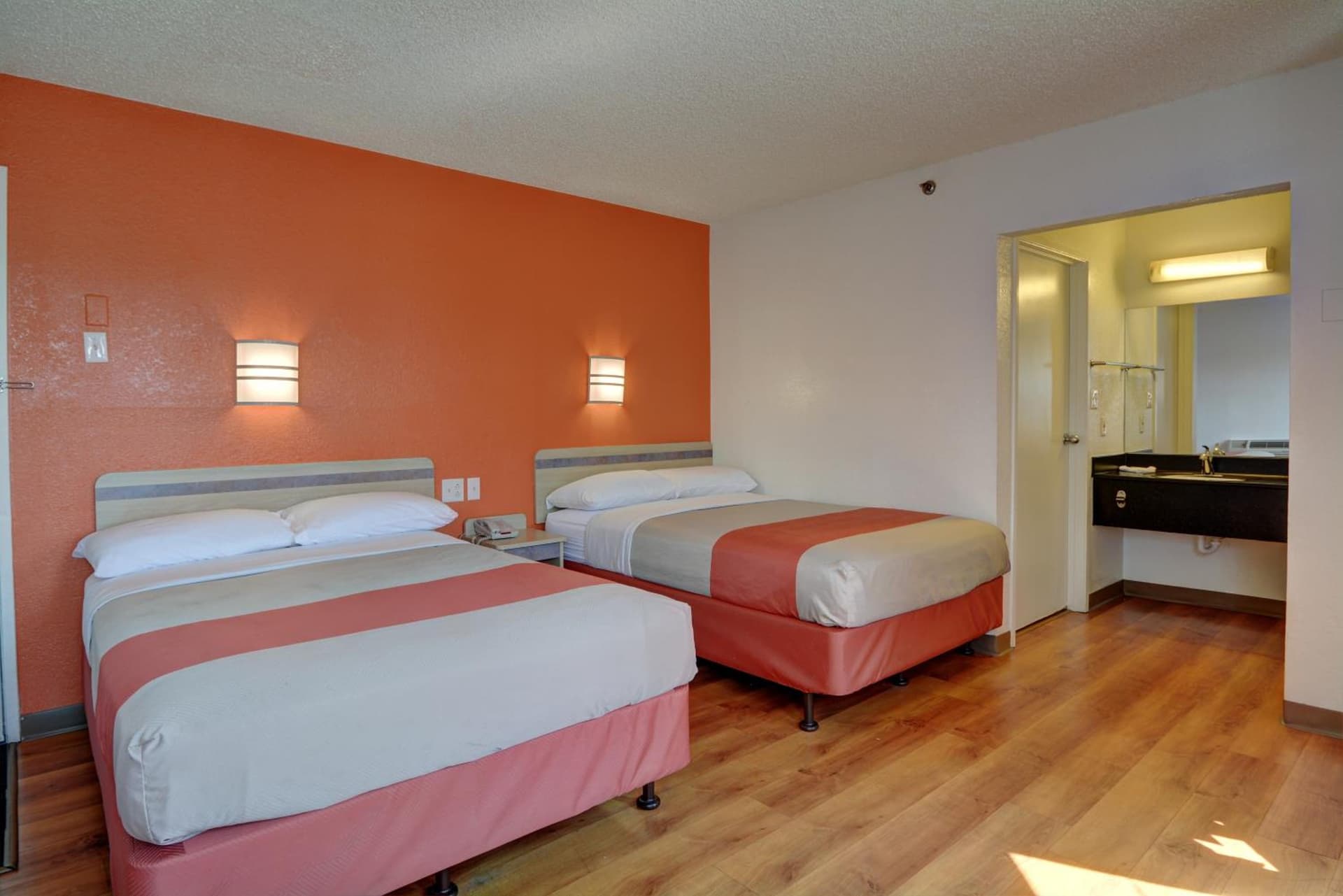 Motel 6-Wethersfield, CT - Hartford gallery photo in Wethersfield — image 10