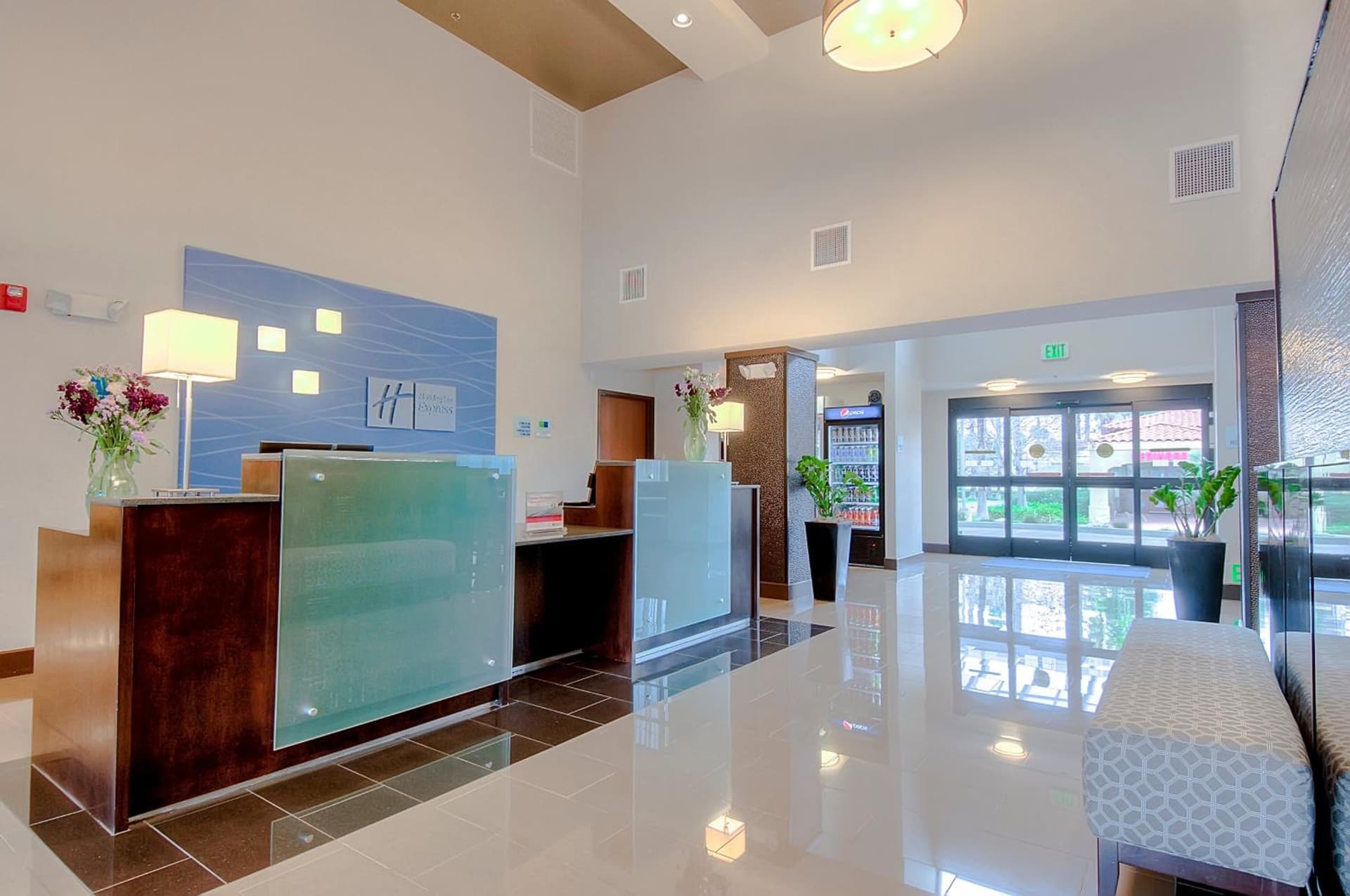 Holiday Inn Express & Suites Carlsbad Beach by IHG gallery photo in Carlsbad, CA — image 40