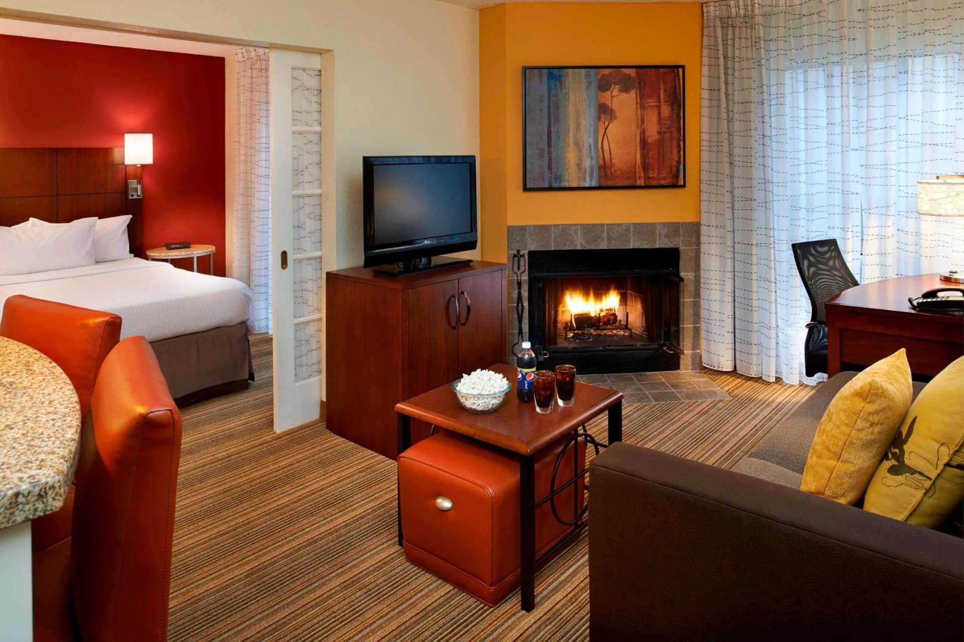 Sonesta ES Suites Detroit Warren interior in Warren, MI — gallery photo 2