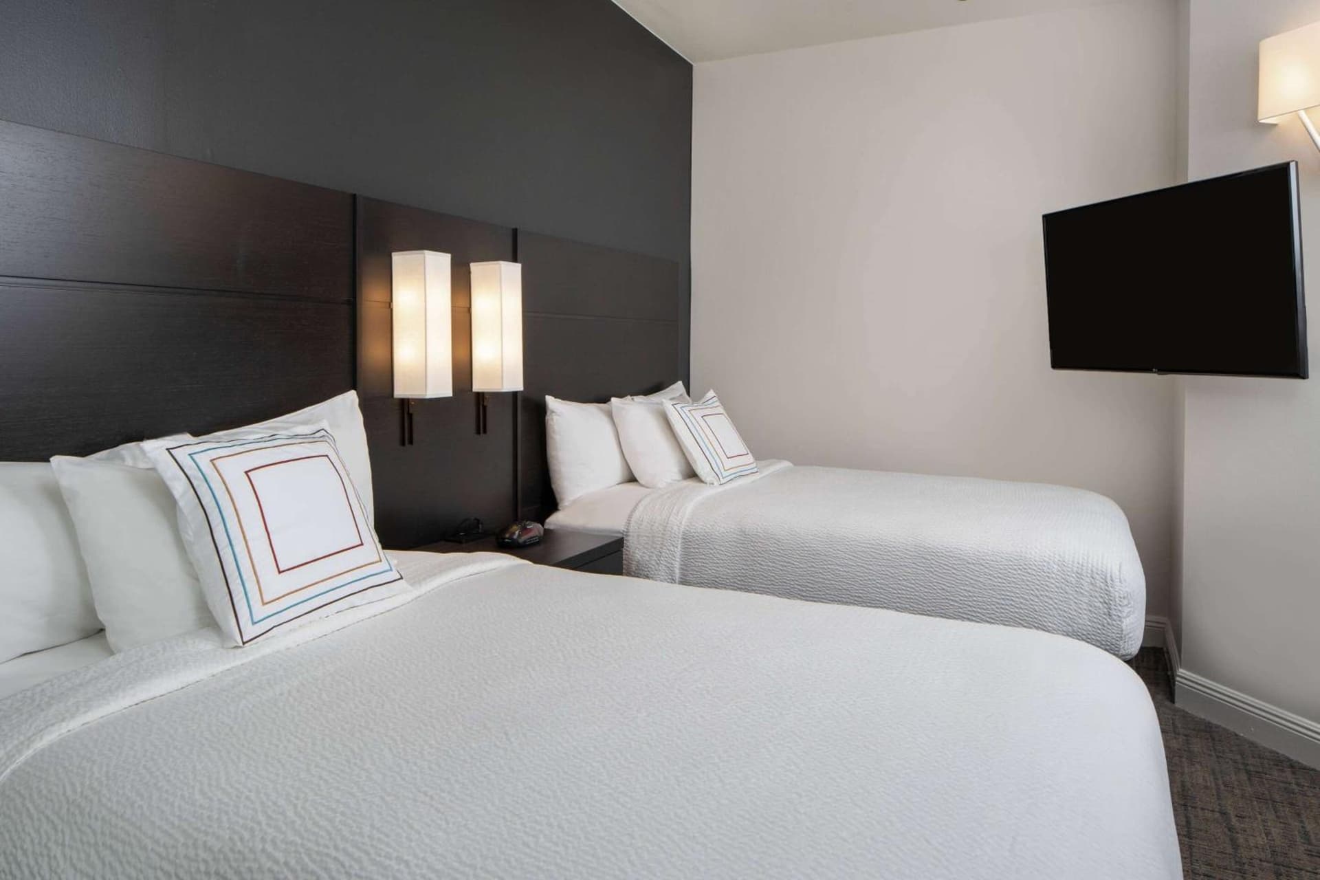 Sonesta ES Suites New Orleans Convention Center gallery photo in New Orleans, LA — image 4