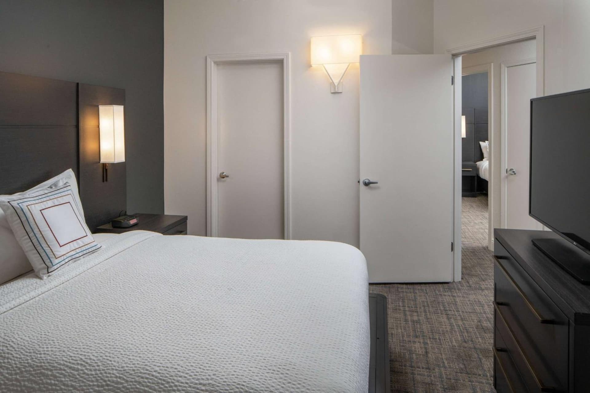 Sonesta ES Suites New Orleans Convention Center gallery photo in New Orleans, LA — image 34