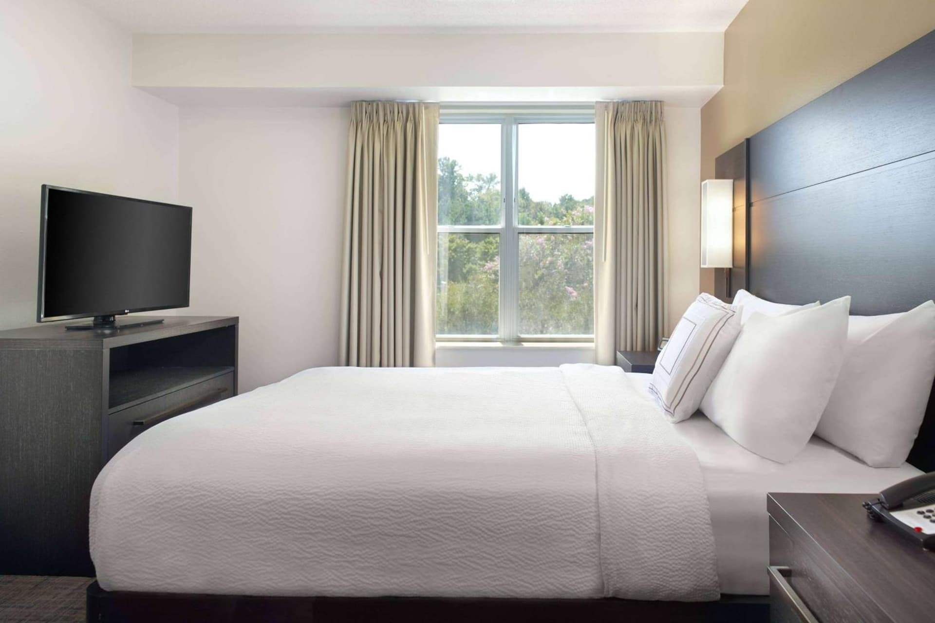 Sonesta ES Suites Raleigh Cary gallery photo in Cary, NC — image 22